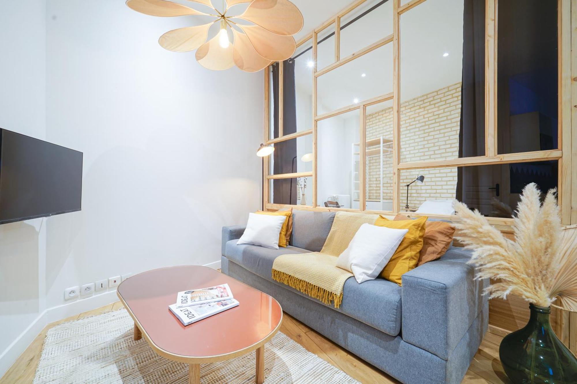 Parisuites Canal Saint Martin Luxe & Chic & Cosy Apartment Paris