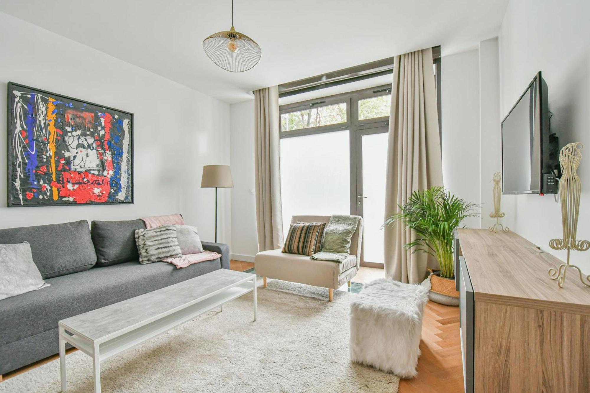 Duplex A Saint-ambroise Apartment *