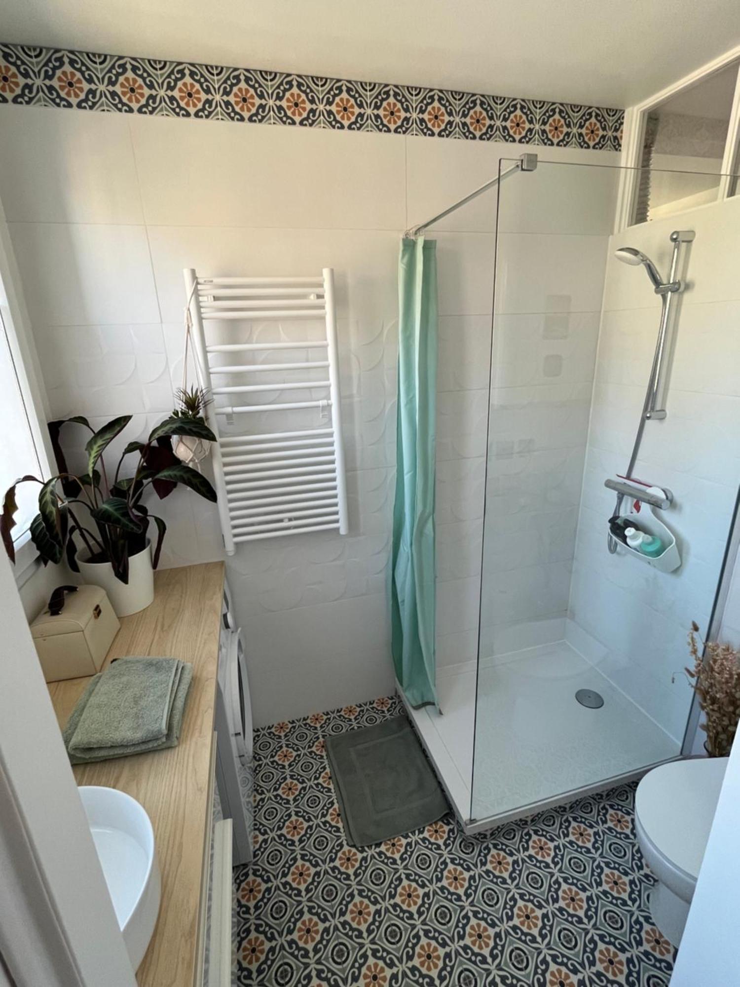 Apartment Deux Pieces Typiquement Parisien Paris