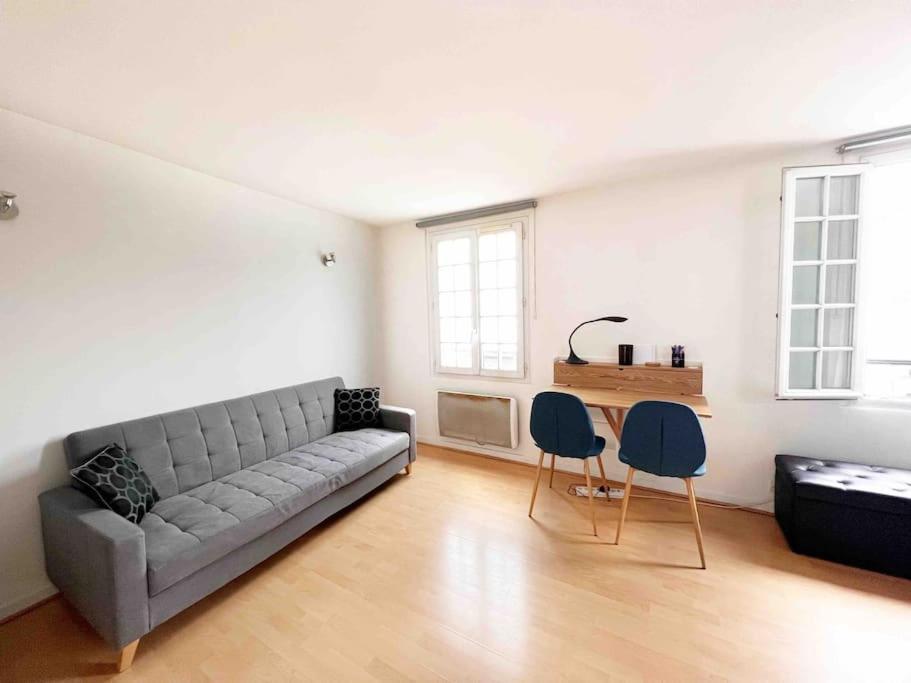 Cozy Flat, Sentier, 2 Guests Appartamento *