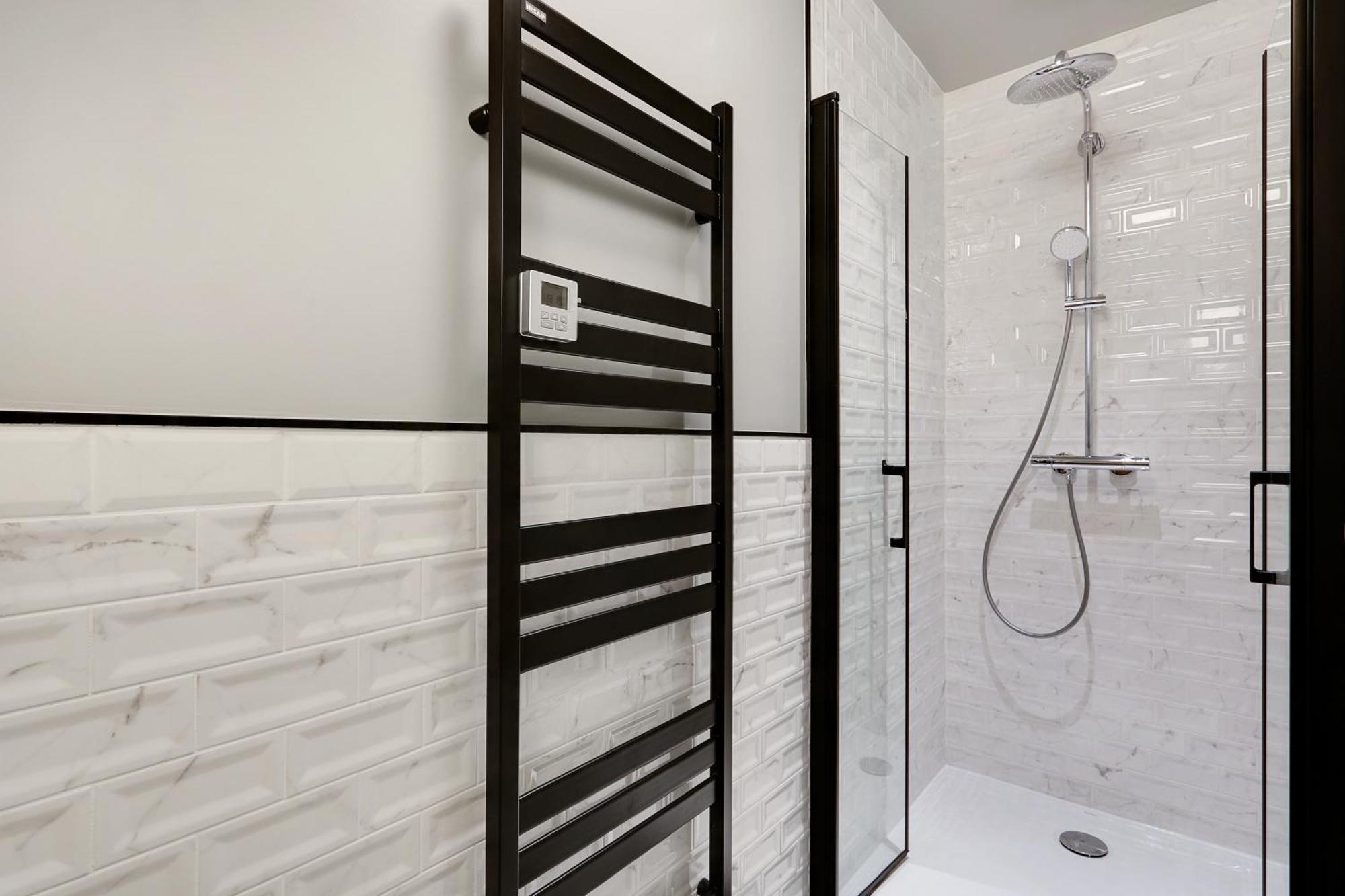 Pick A Flat's In In Parc Des Buttes Chaumonts - Rue Edouard Pailleron Apartment *