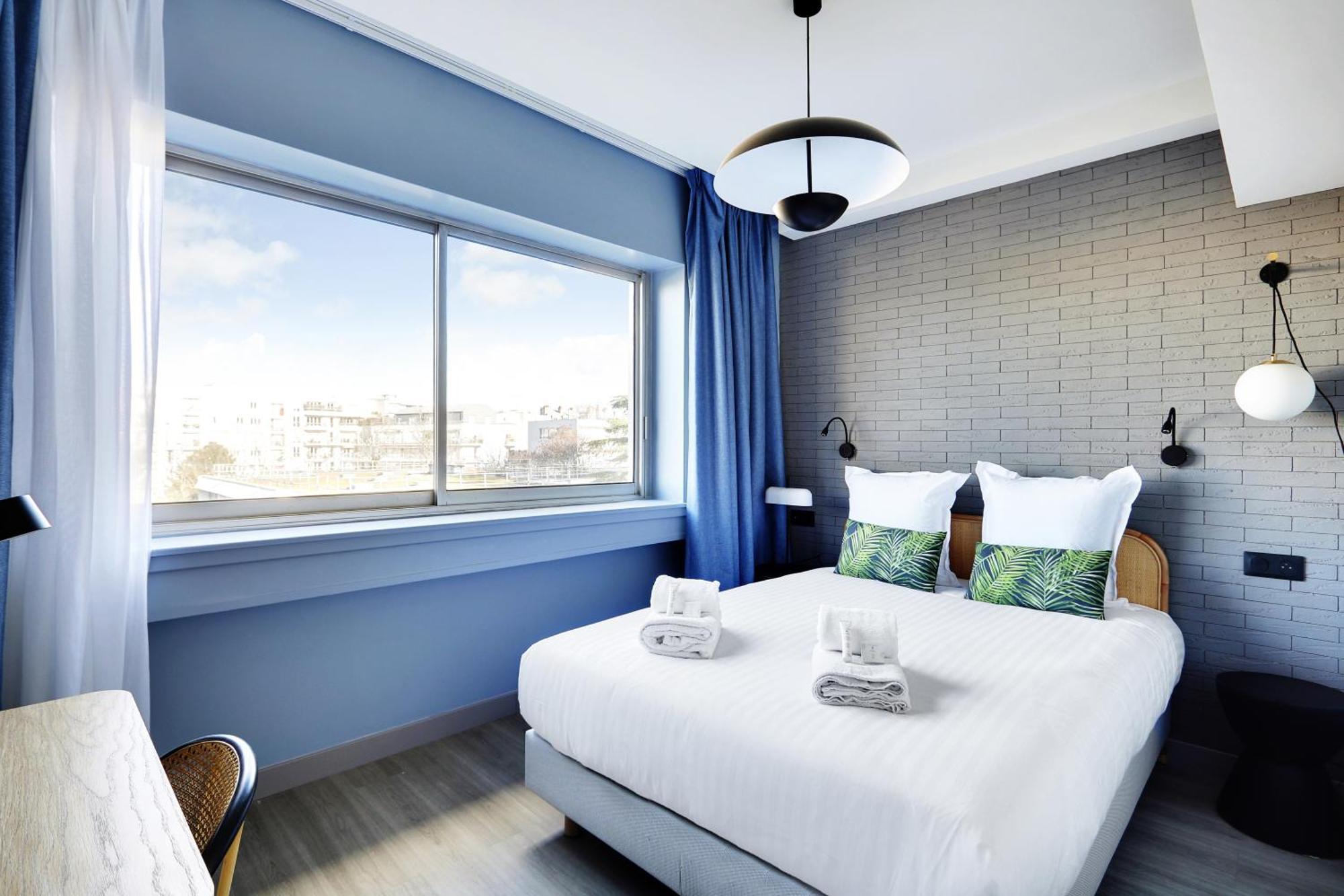 Apartment Pick A Flat's In In Parc Des Buttes Chaumonts - Rue Edouard Pailleron *