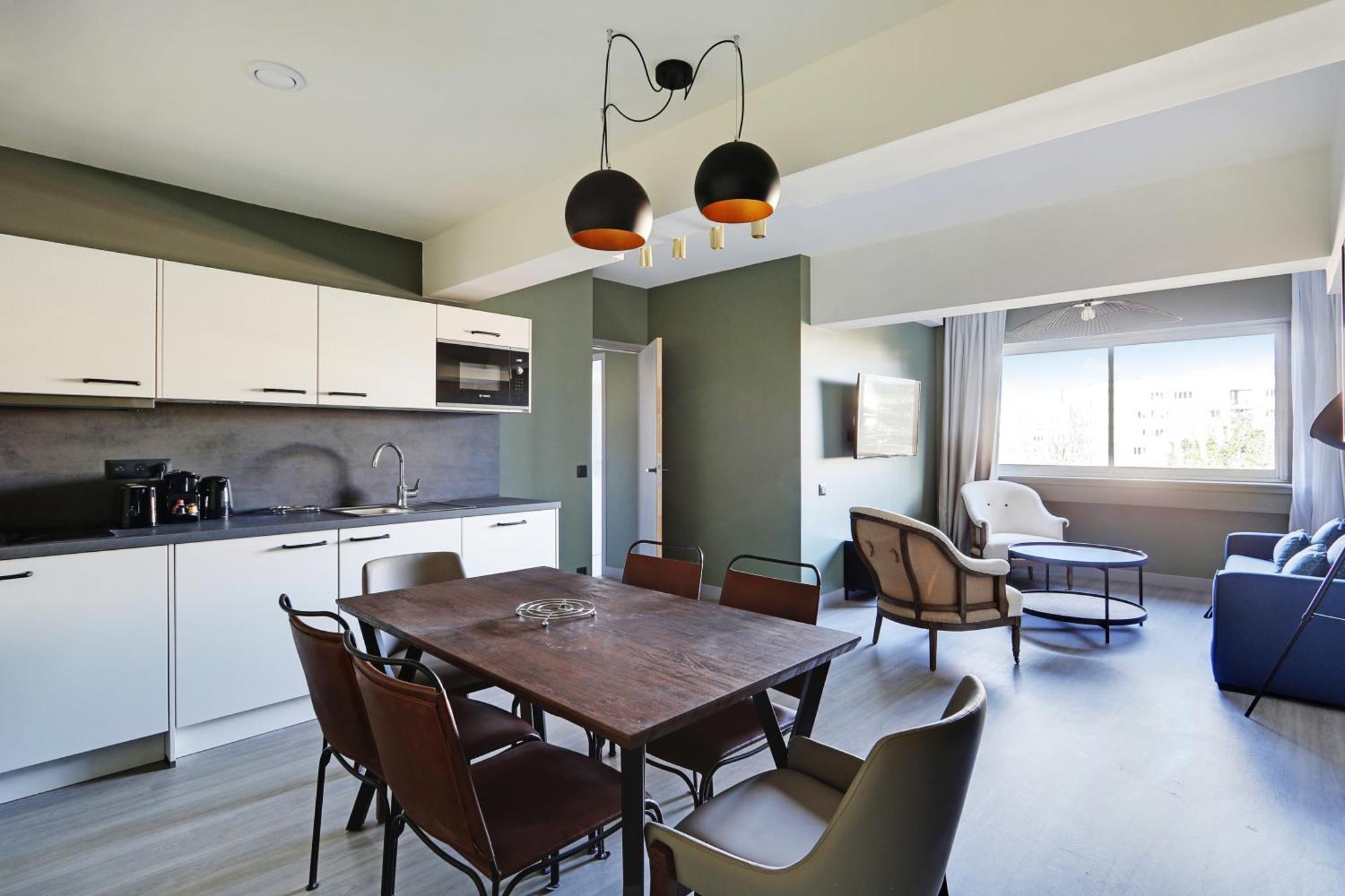 Pick A Flat's In In Parc Des Buttes Chaumonts - Rue Edouard Pailleron