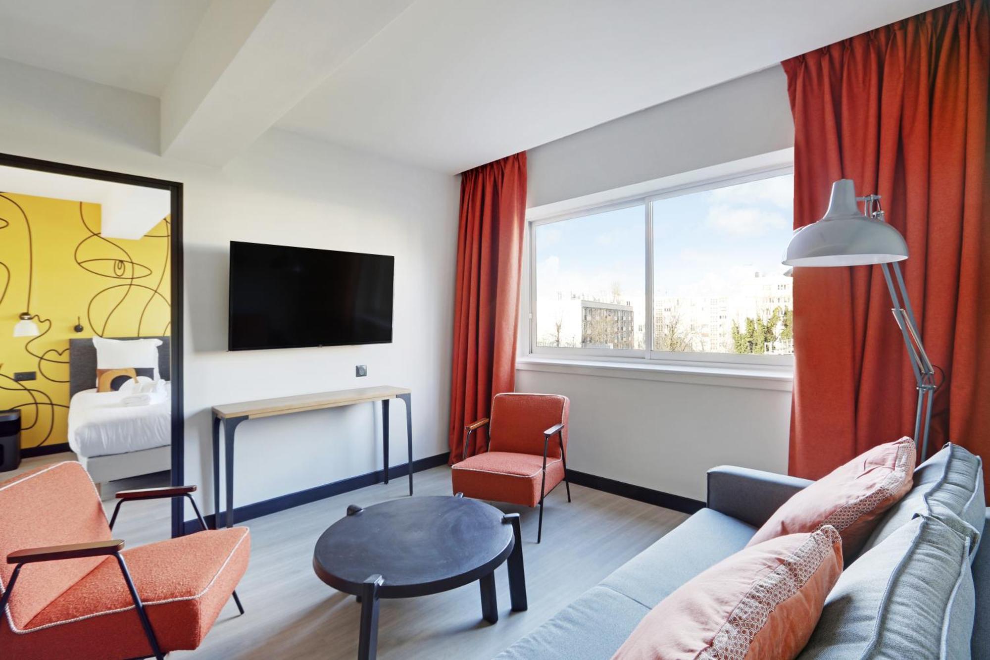 Pick A Flat's In In Parc Des Buttes Chaumonts - Rue Edouard Pailleron Apartment *