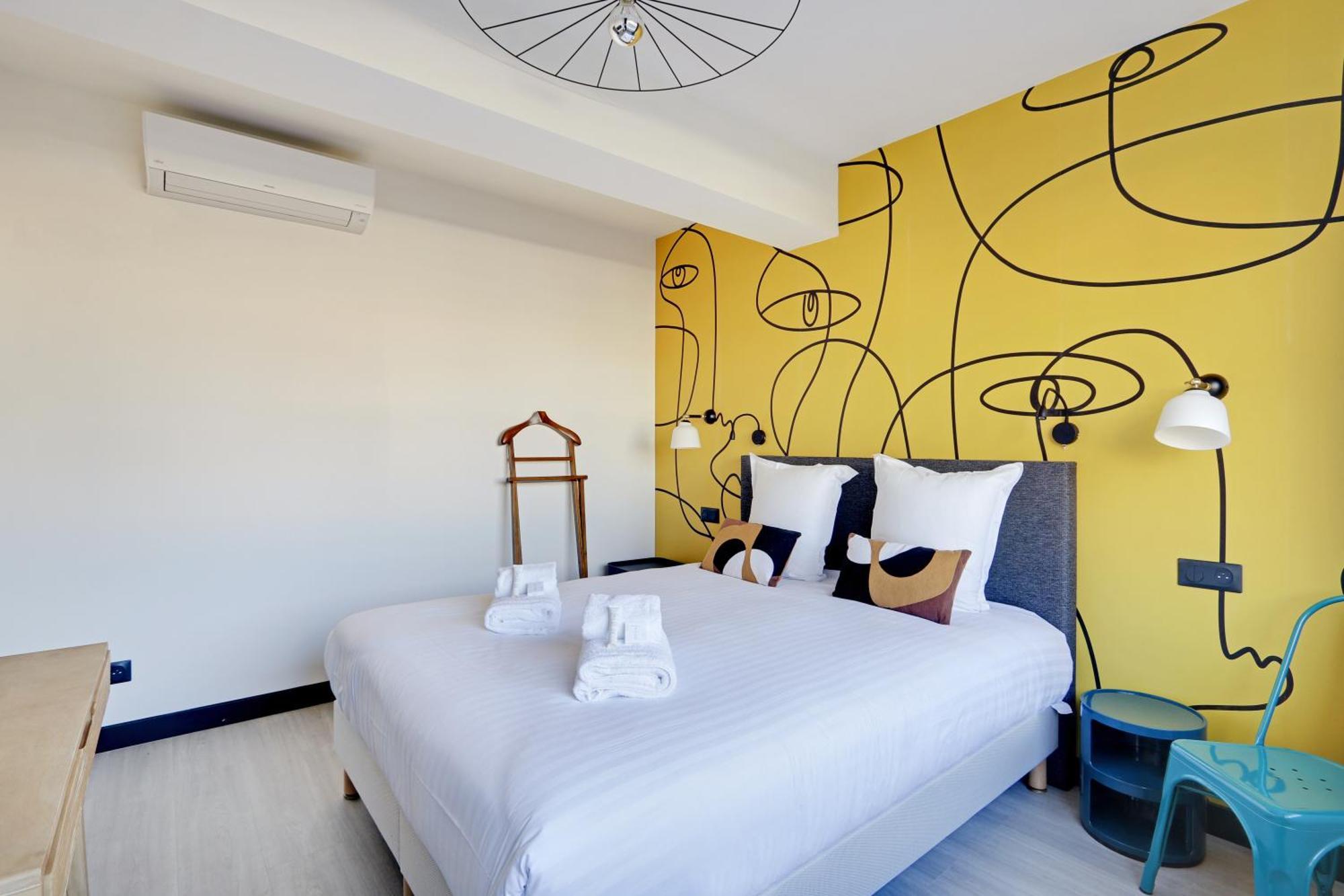 Pick A Flat's In In Parc Des Buttes Chaumonts - Rue Edouard Pailleron * Paris