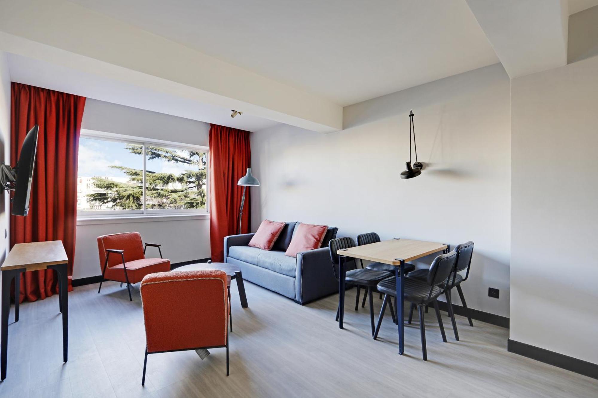 Pick A Flat's In In Parc Des Buttes Chaumonts - Rue Edouard Pailleron Paris