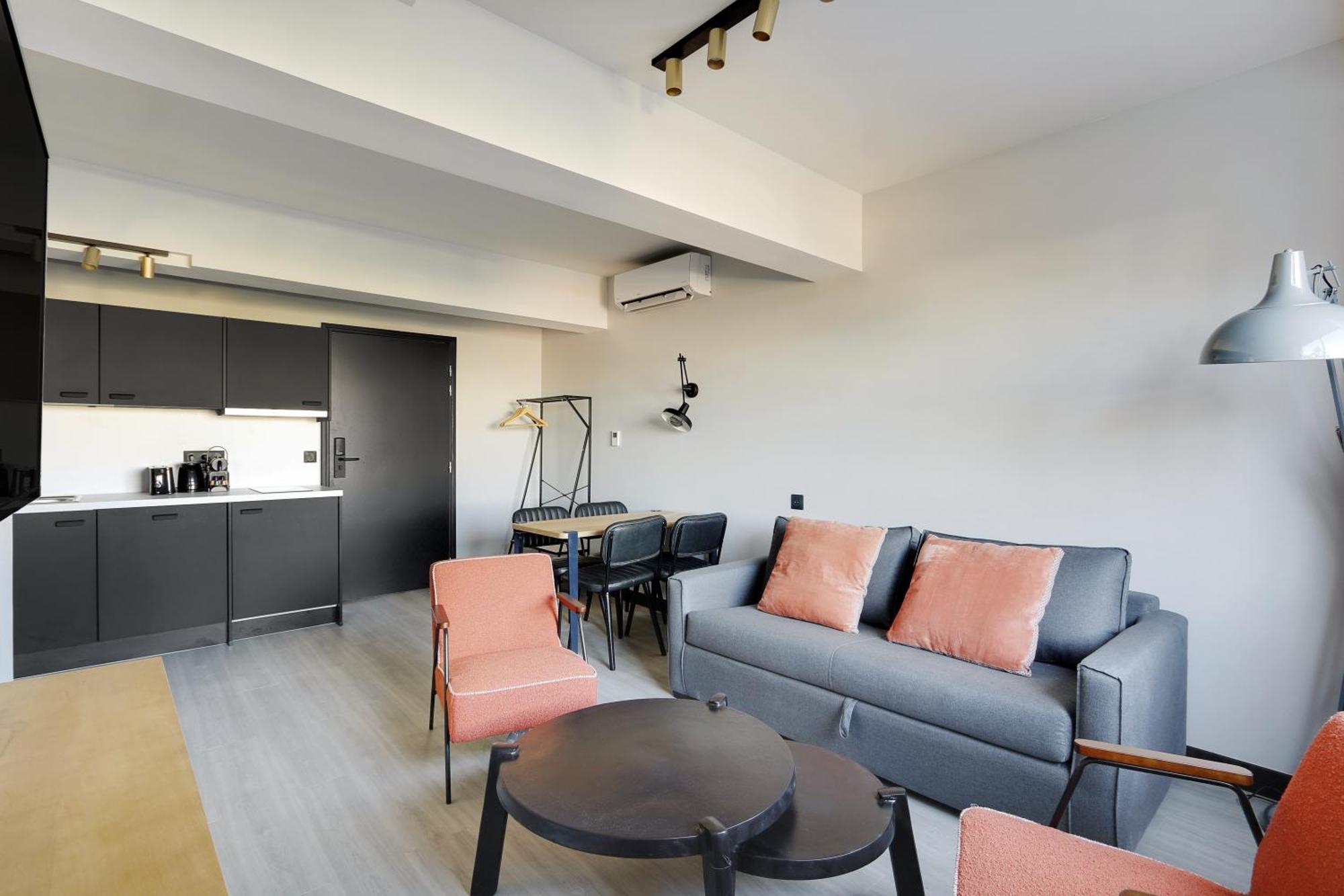 Pick A Flat's In In Parc Des Buttes Chaumonts - Rue Edouard Pailleron Paris