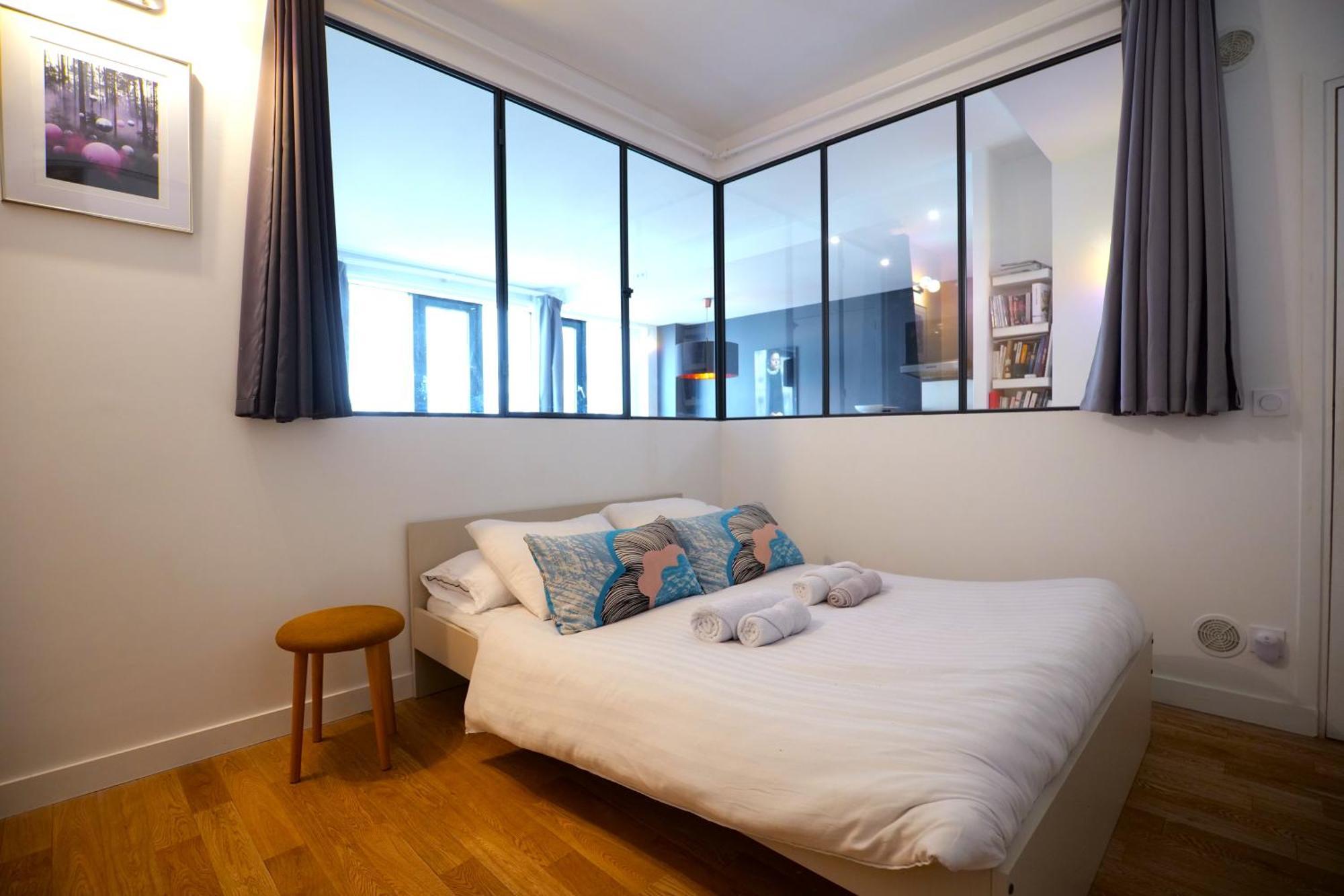 Beautiful Parisian Loft Style In The Heart Of * Paris