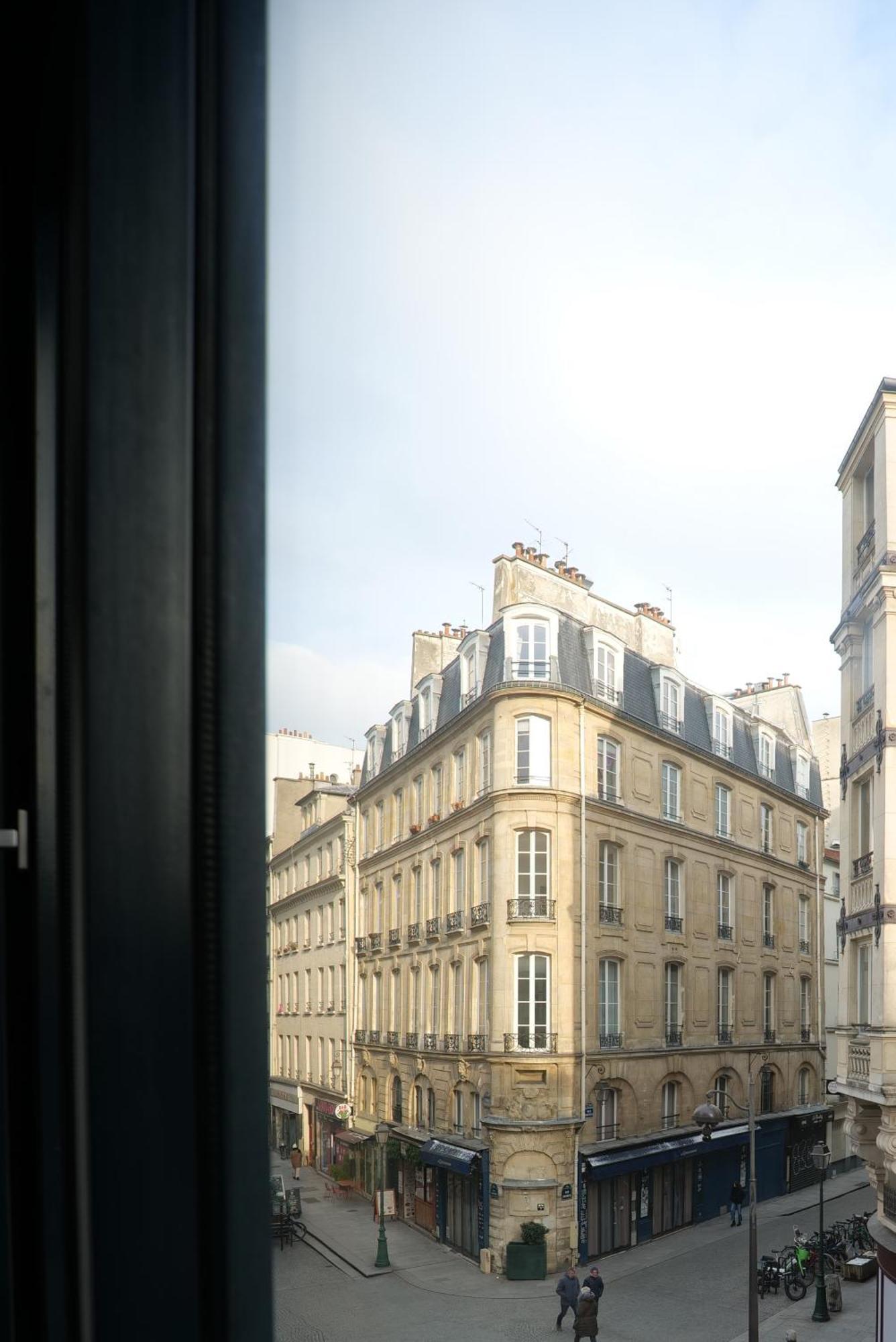 Apartment Beautiful Parisian Loft Style In The Heart Of