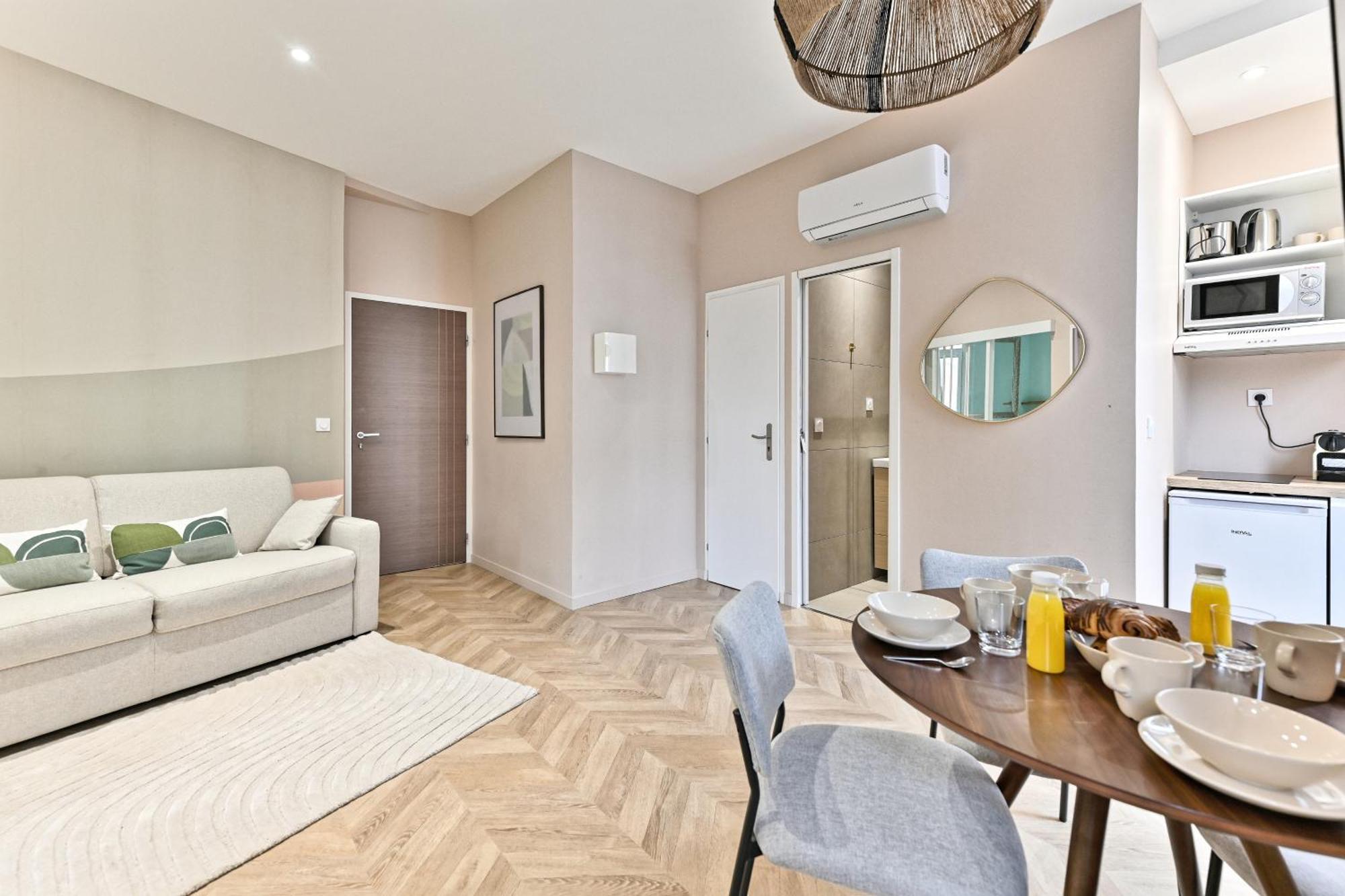 Apartment Proche Parc Monceau - Gourgaud