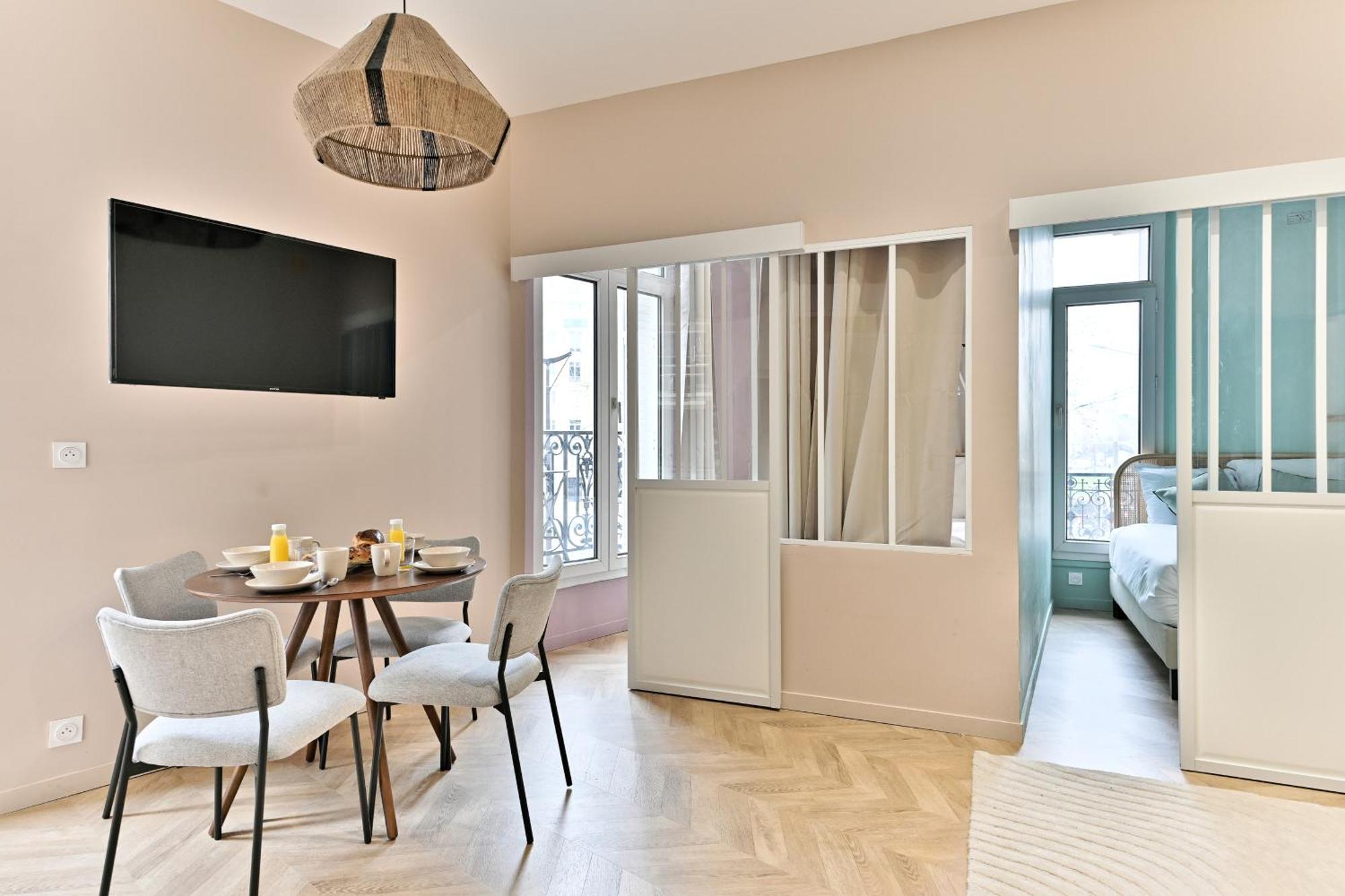 Apartment Proche Parc Monceau - Gourgaud Paris