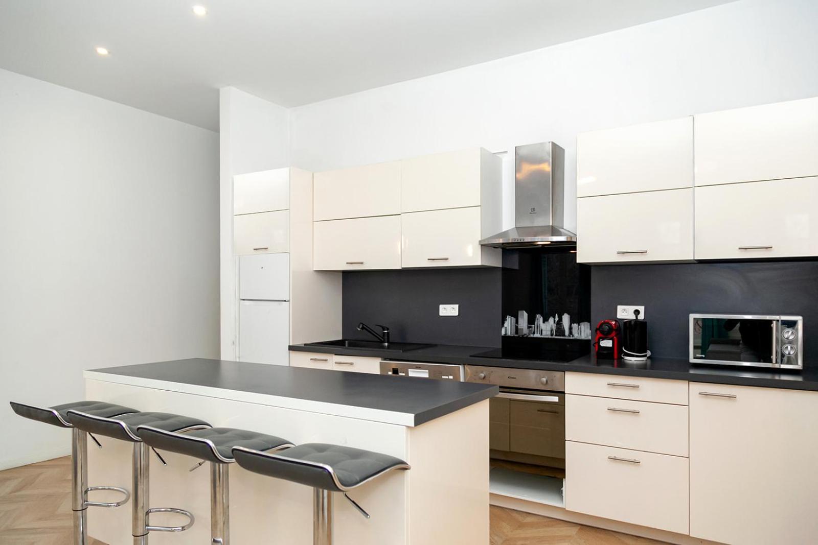 Apartment Nets - Daumesnil