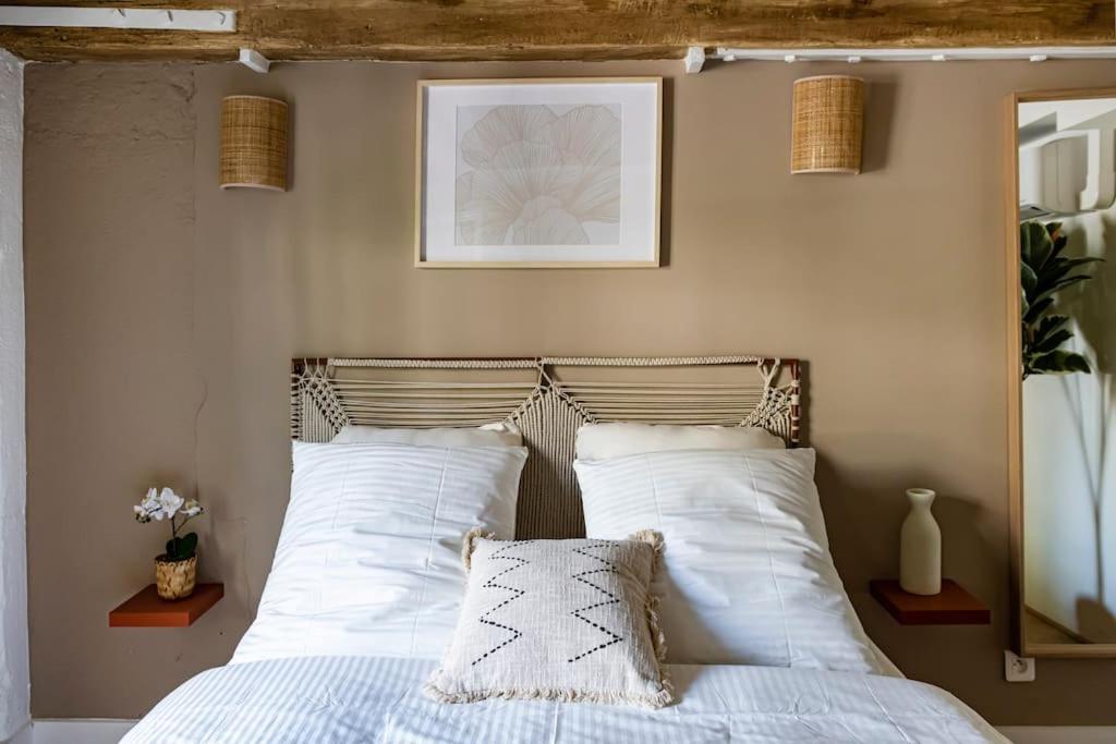 Pavillon Eden - Le Nid - Le Marais Apartment *