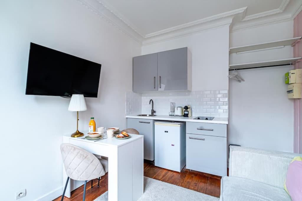 Flat Next To Montparnasse Train Station - Ii Appartamento