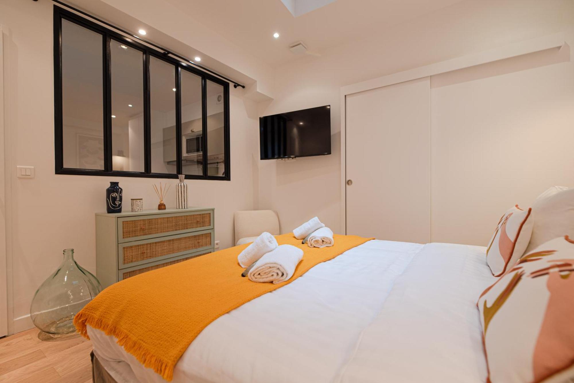 Wonderful Flat In The Marais Parigi