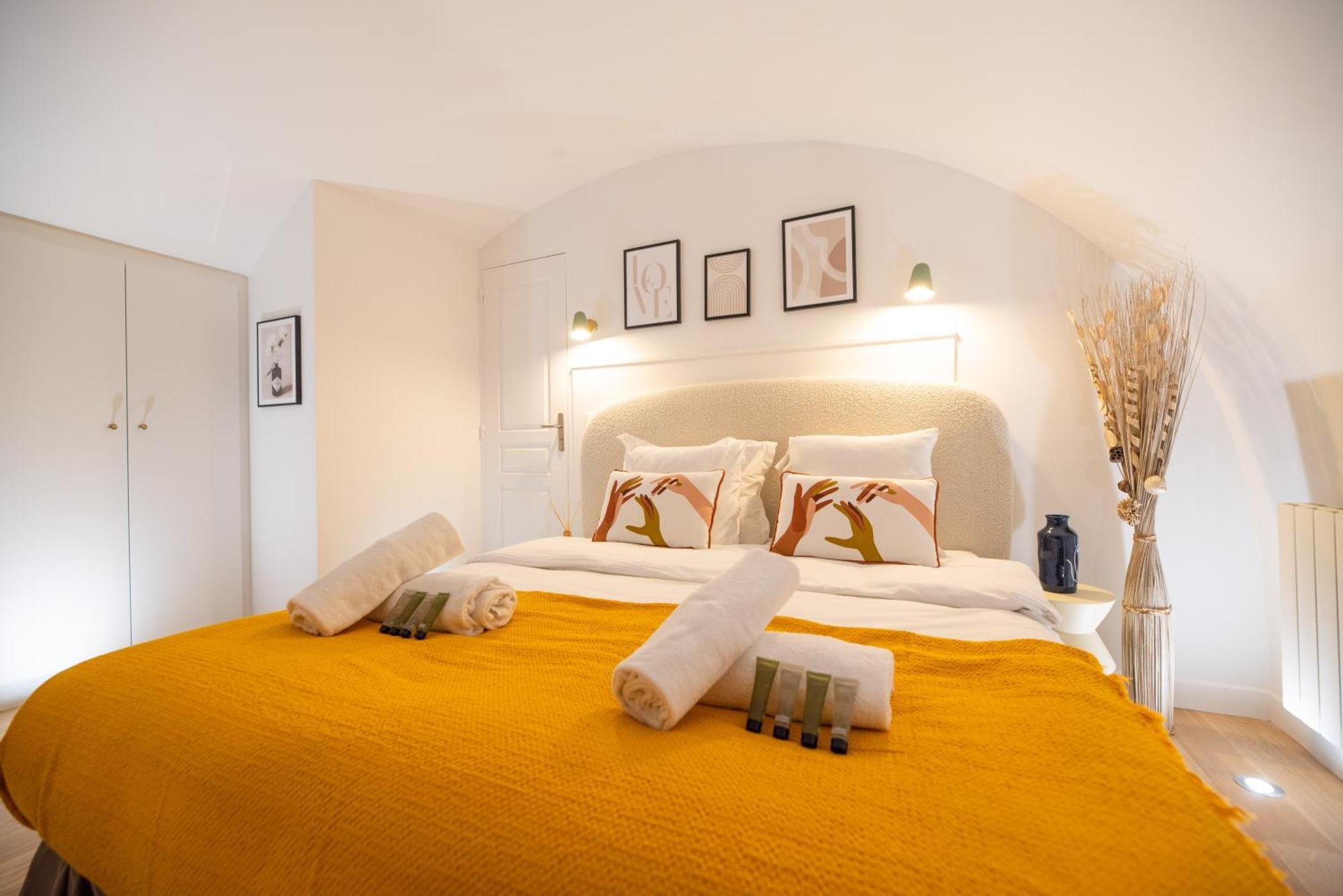 Wonderful Flat In The Marais Parigi