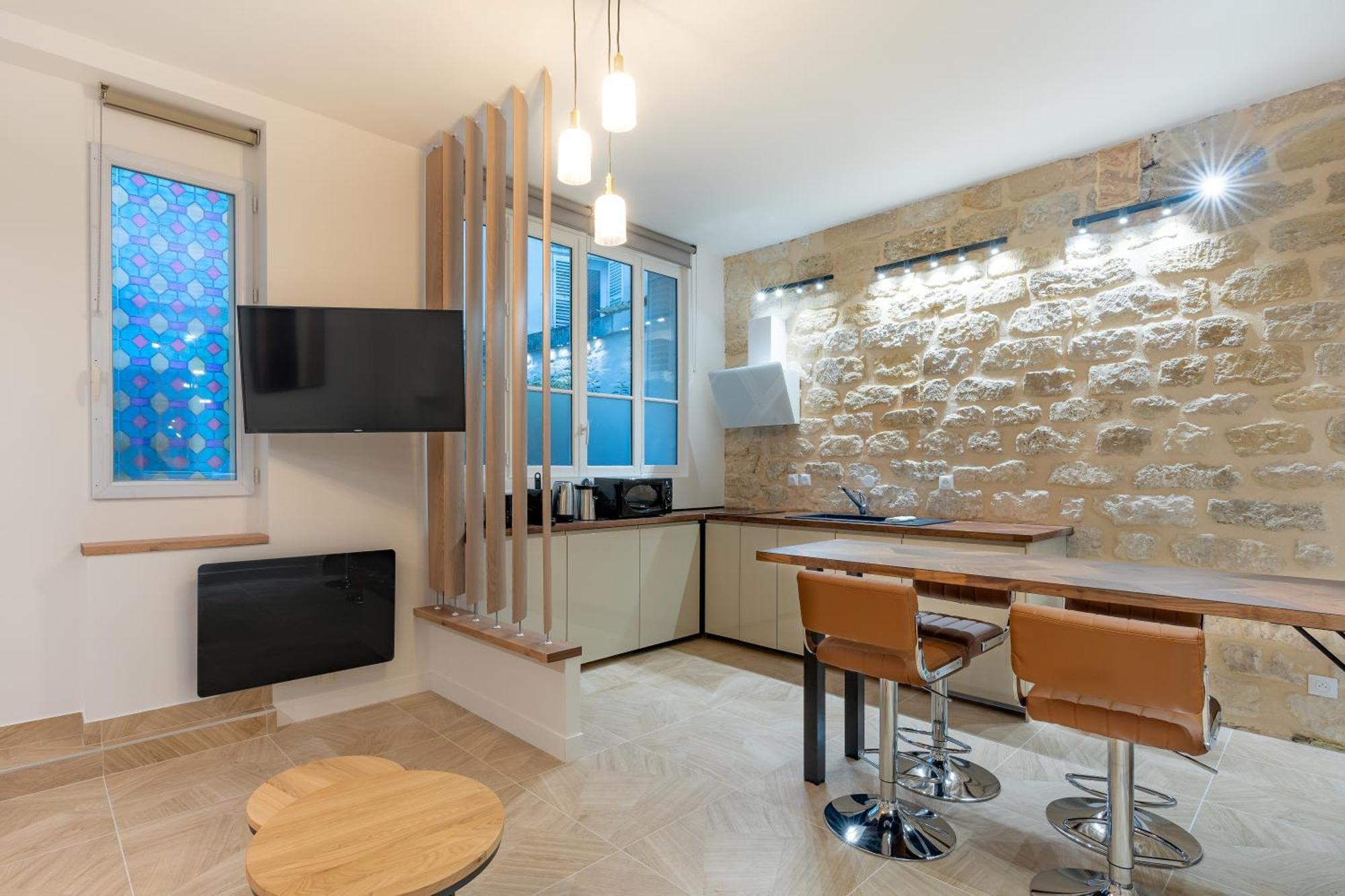 New Gorgeous Flat-central Area Apartment Paris