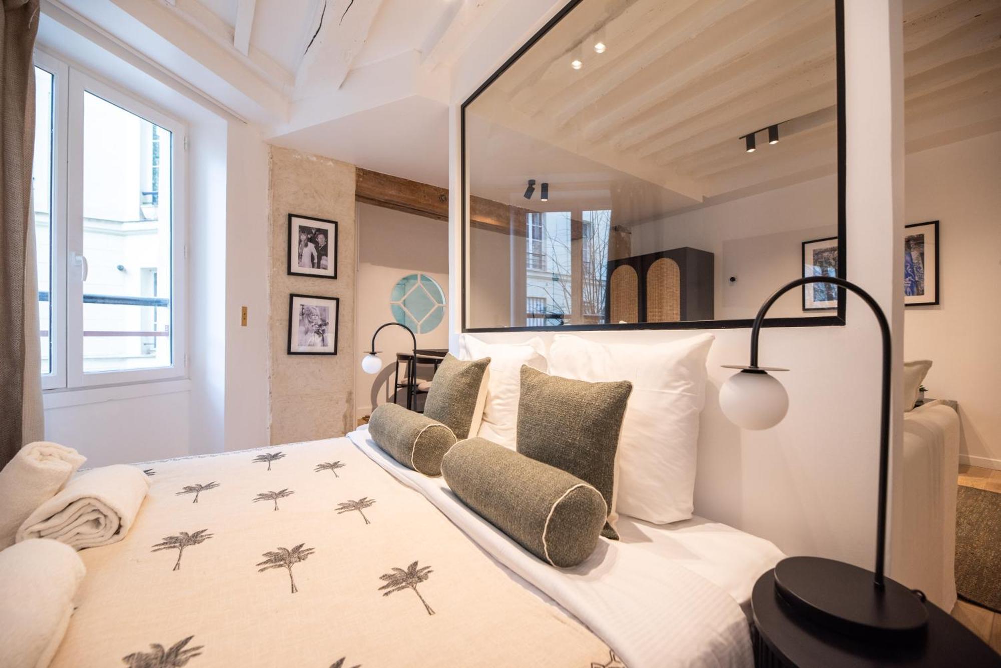 Cosy Nest In Saint Germain Parigi