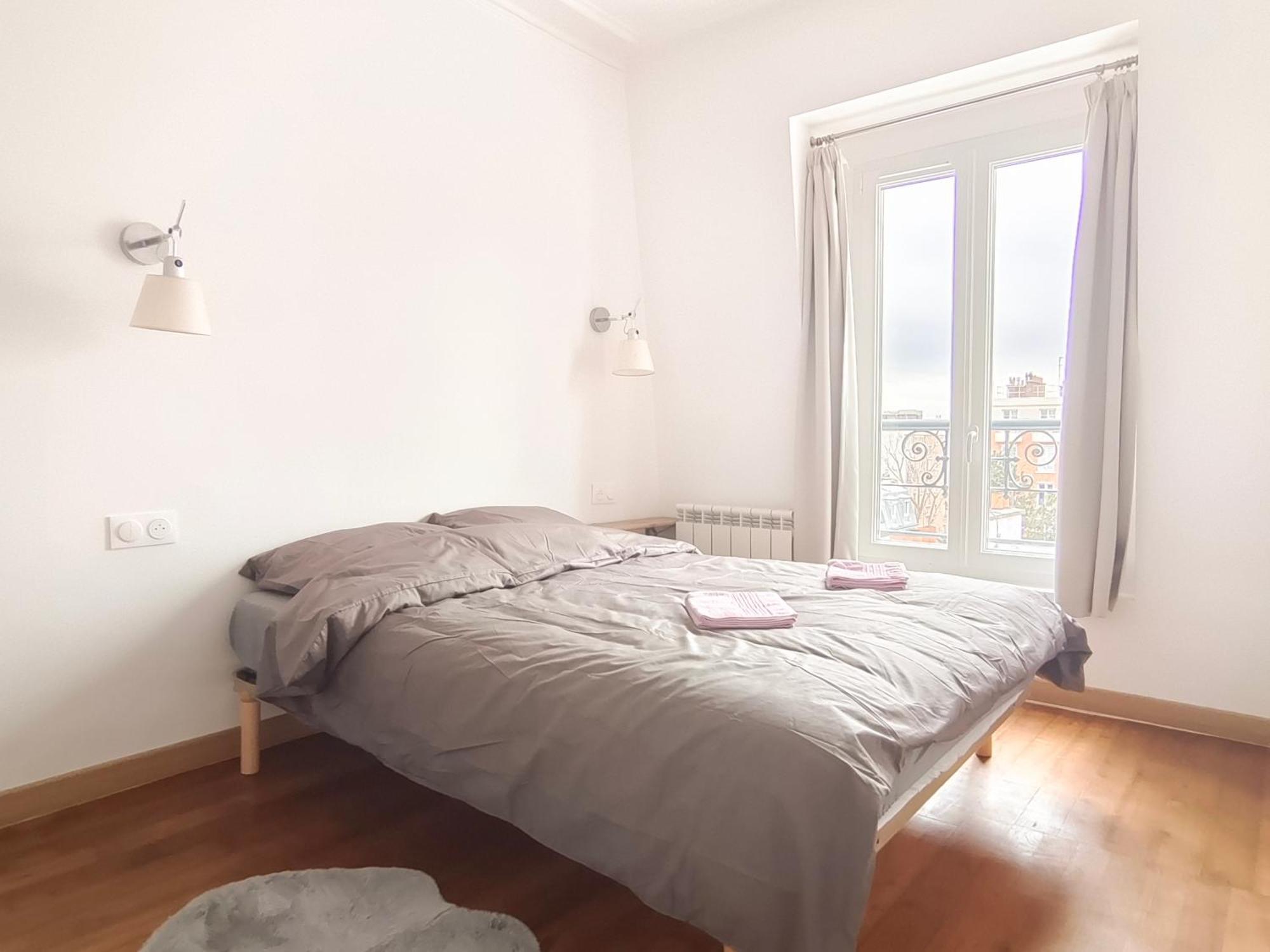 Moderne A Pour 4 Personnes * Parigi