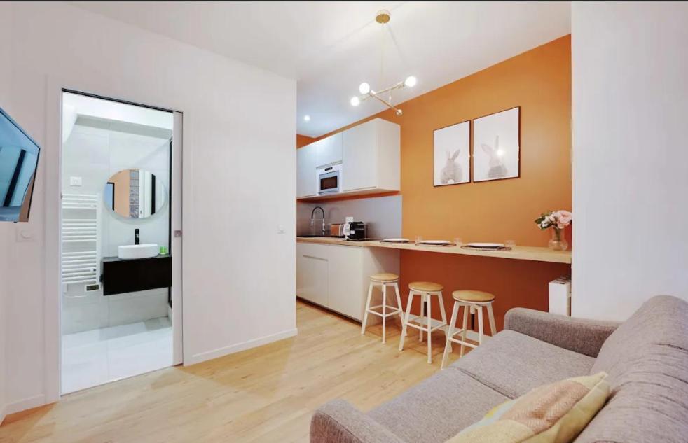 Charming For 4 People - Le Marais * Paris