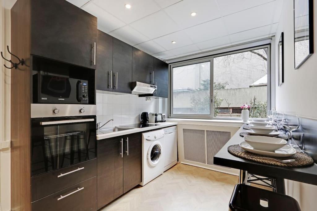 Beautiful 4p/1br Champs Elysees Appartamento Parigi