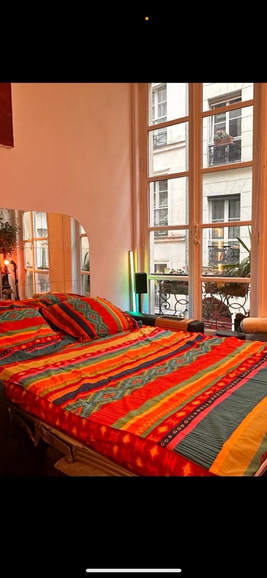 Magnifique Au Coeur Du Marais Parigi