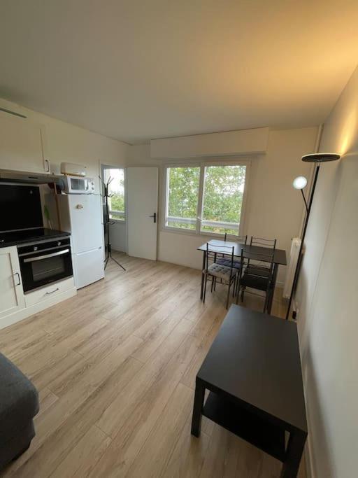 Grand Studio Amenage En T2 Appartamento Parigi