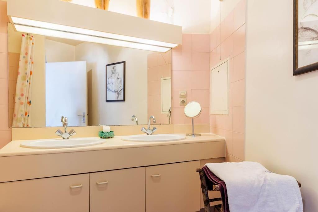 Charmant 3p. Calme, Spacieux Et Lumineux. 90 M2 Paris