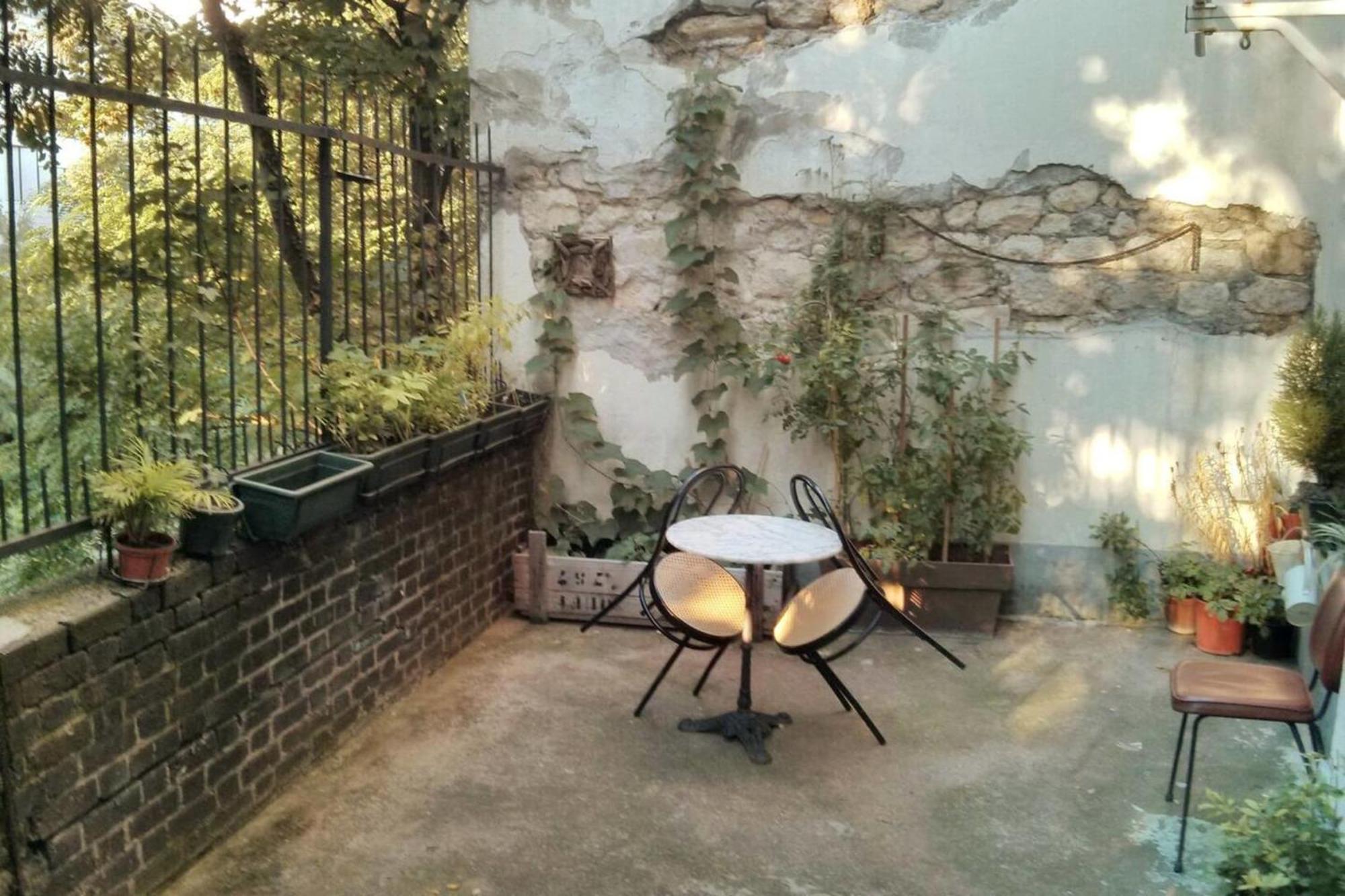 Cosy Quiet And Well Appointed Studio Appartamento