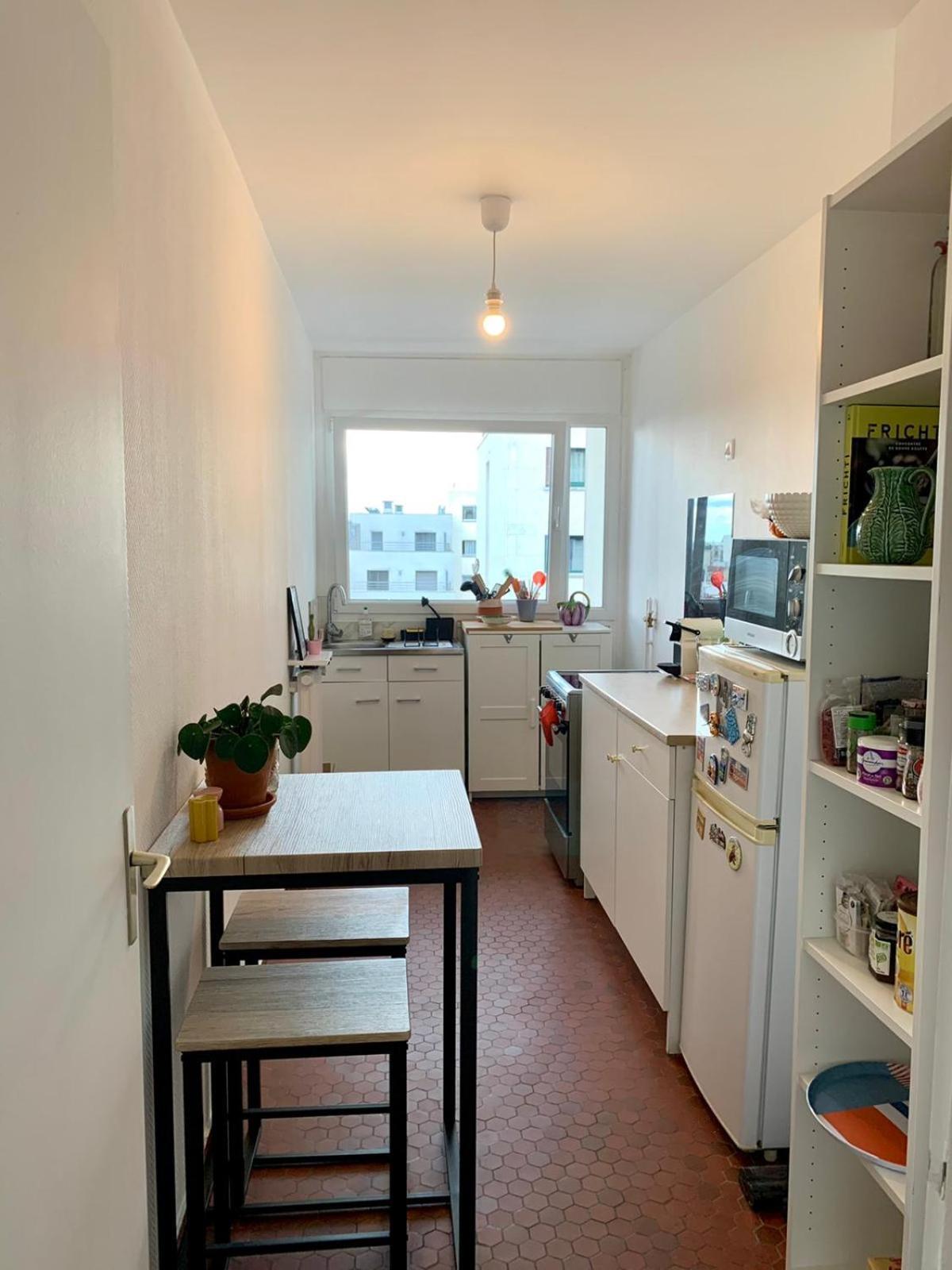 Chambre Tout Confort, Spacieuse, Calme Et Lumineuse Avec Balcon Alloggio in famiglia Parigi