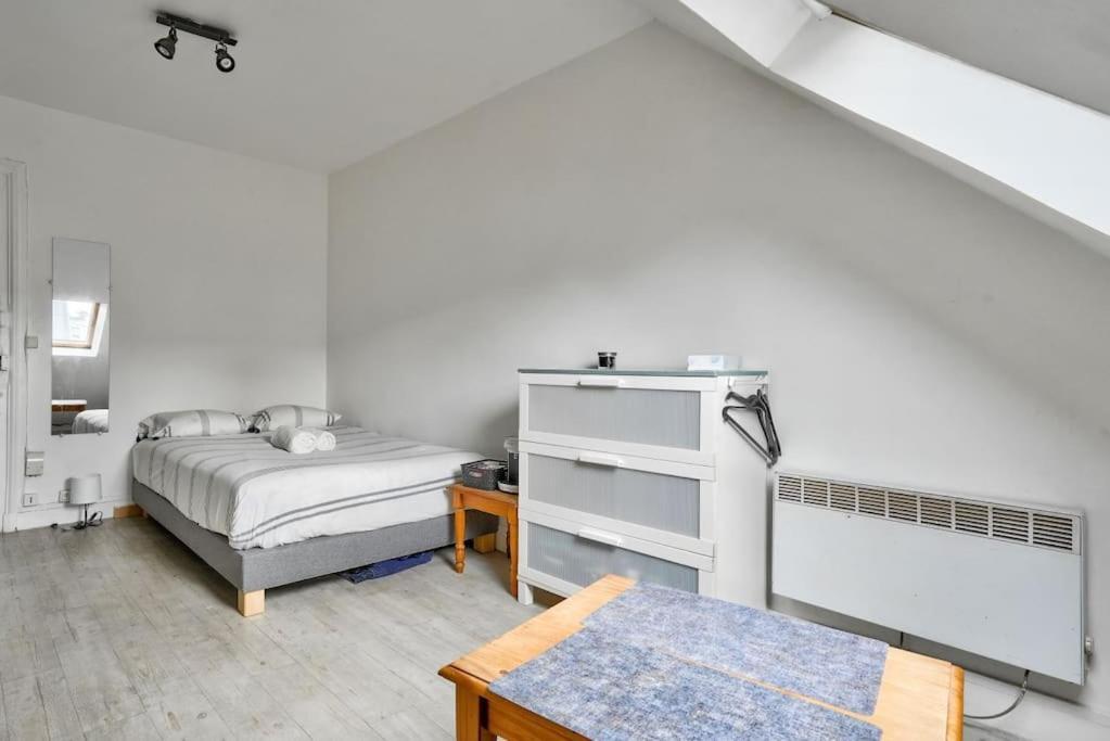 Appartamento Charmant Studio A Proximite Du Trocadero Parigi