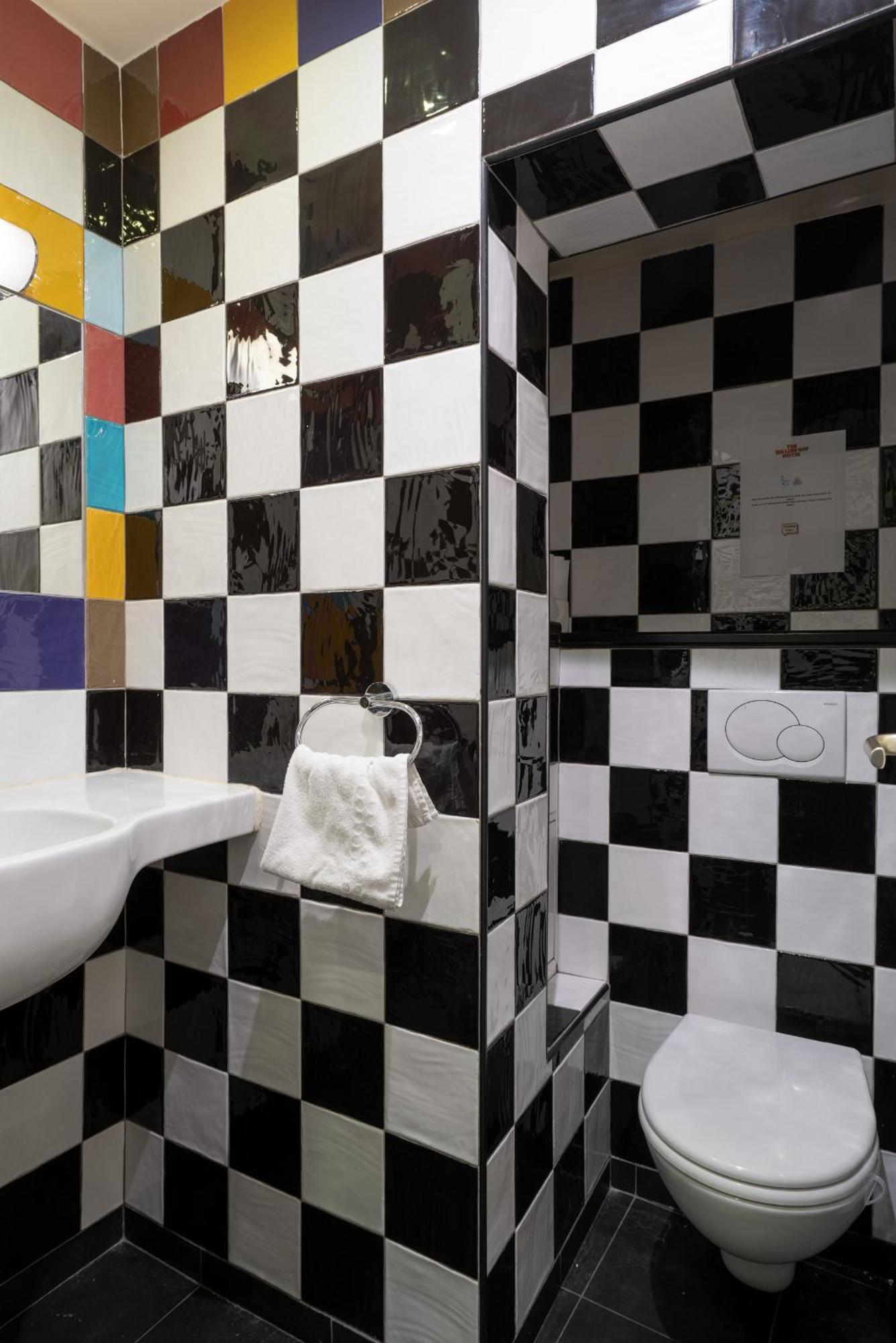 Hotel Walled Off Parigi