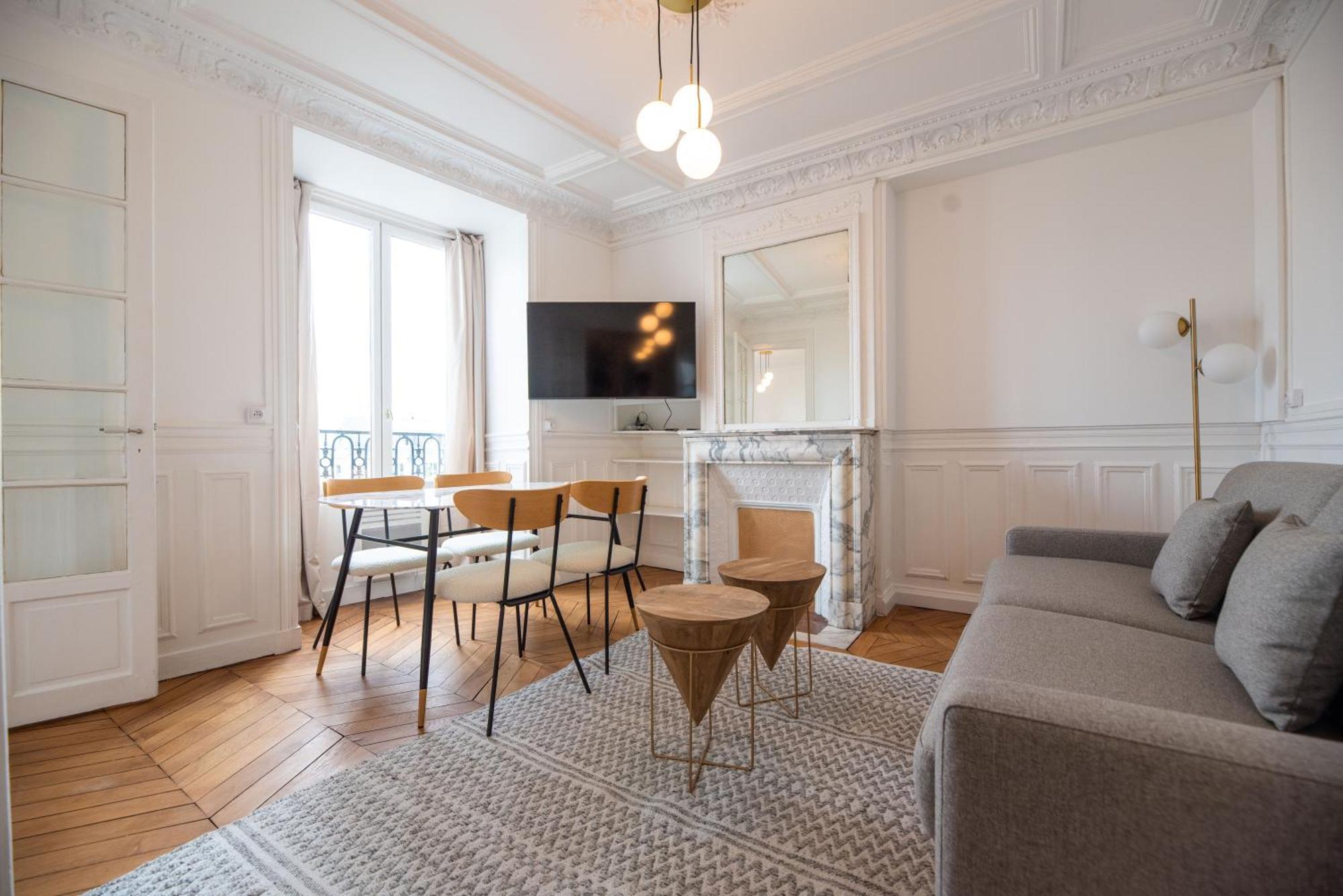 Gustave Eiffel - Apartment