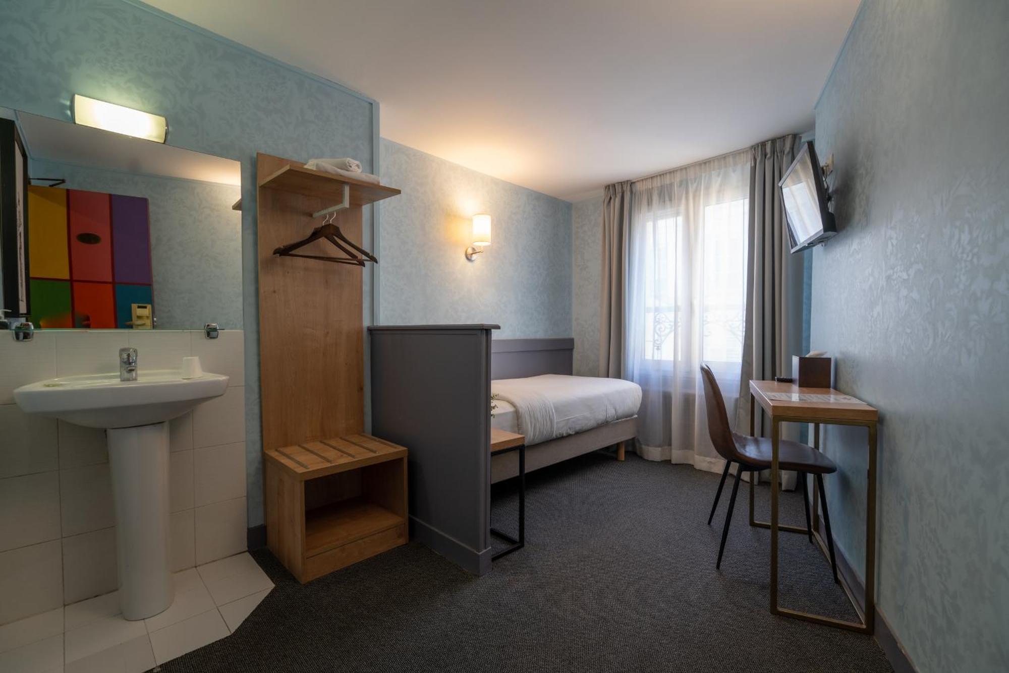 Walled Off Hotel