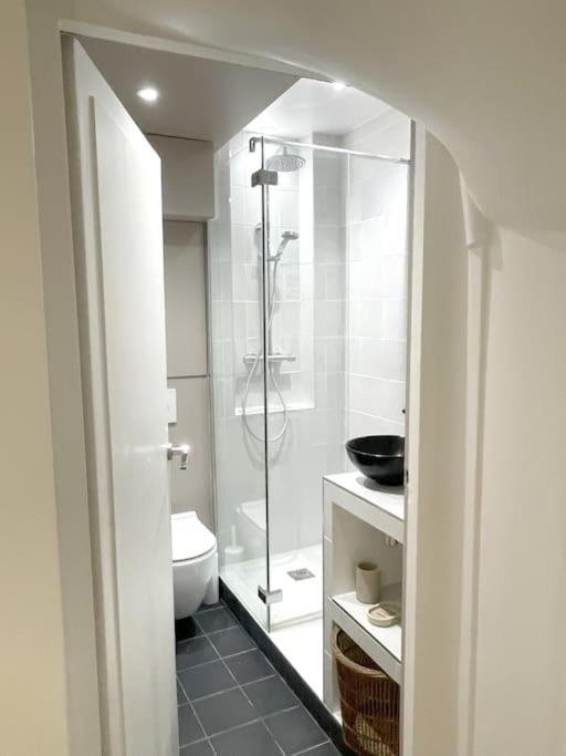 Climatise Pour 1 Ou 2 Personnes Au 109 Avenue Mozart 16 Appartamento Parigi