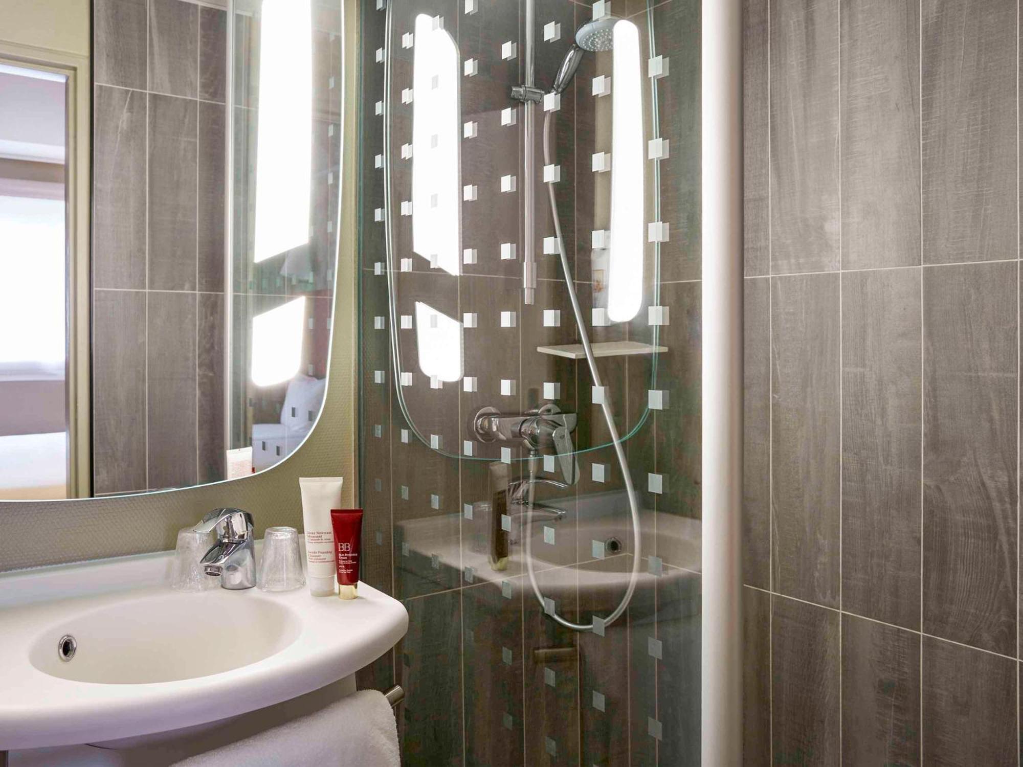 Hotel Ibis Canal Saint Martin