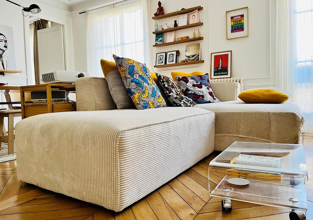 Appartamento Gorgeous, Bright & Large 1 Bedroom Near Montmartre Parigi