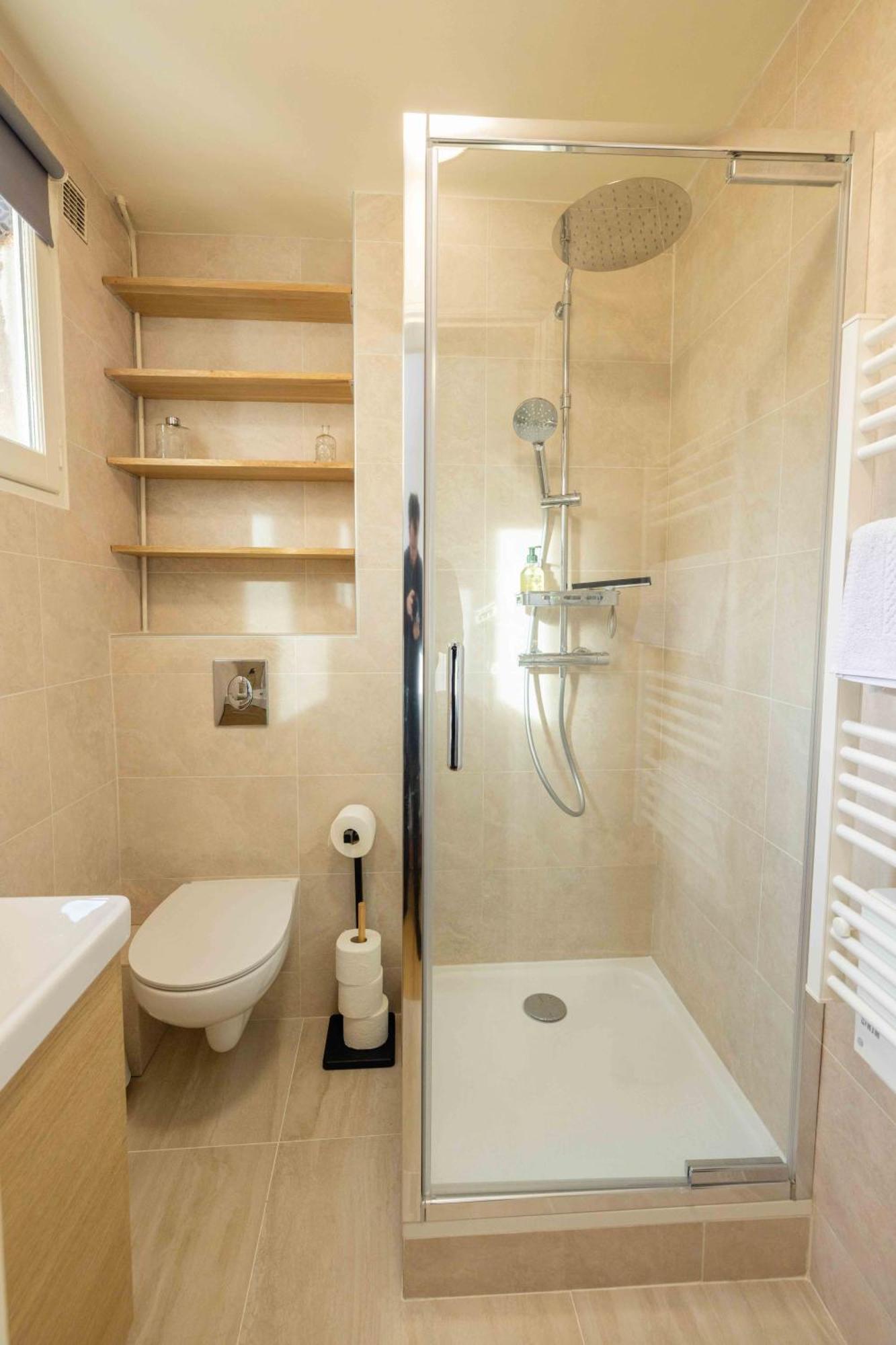 Well Located In Homestay *