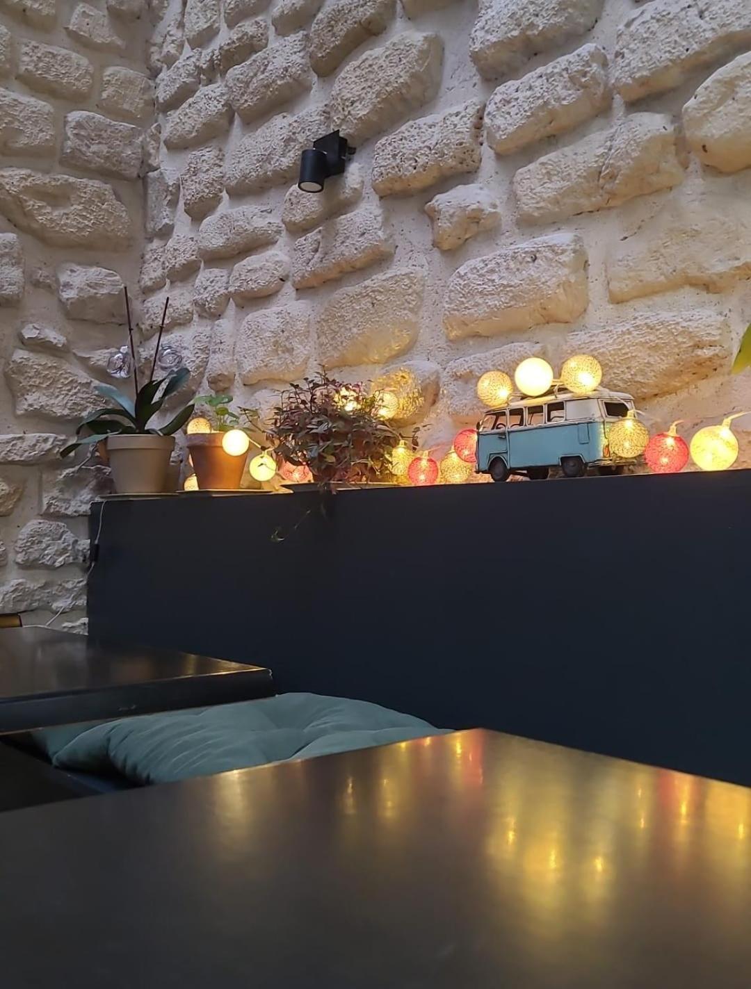 Ostello Plug Montmartre By Hiphophostels *