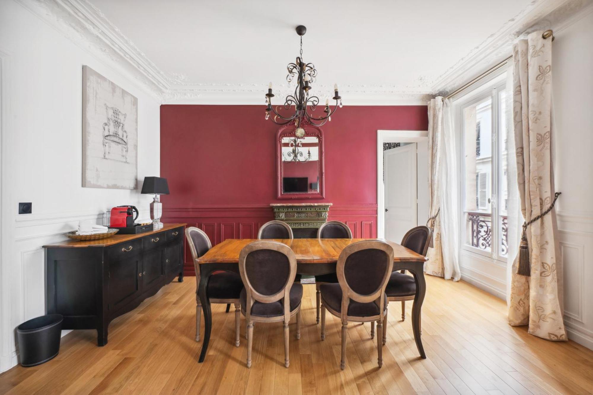 Apartment Sejours Parisiens / Le Royal / 4*