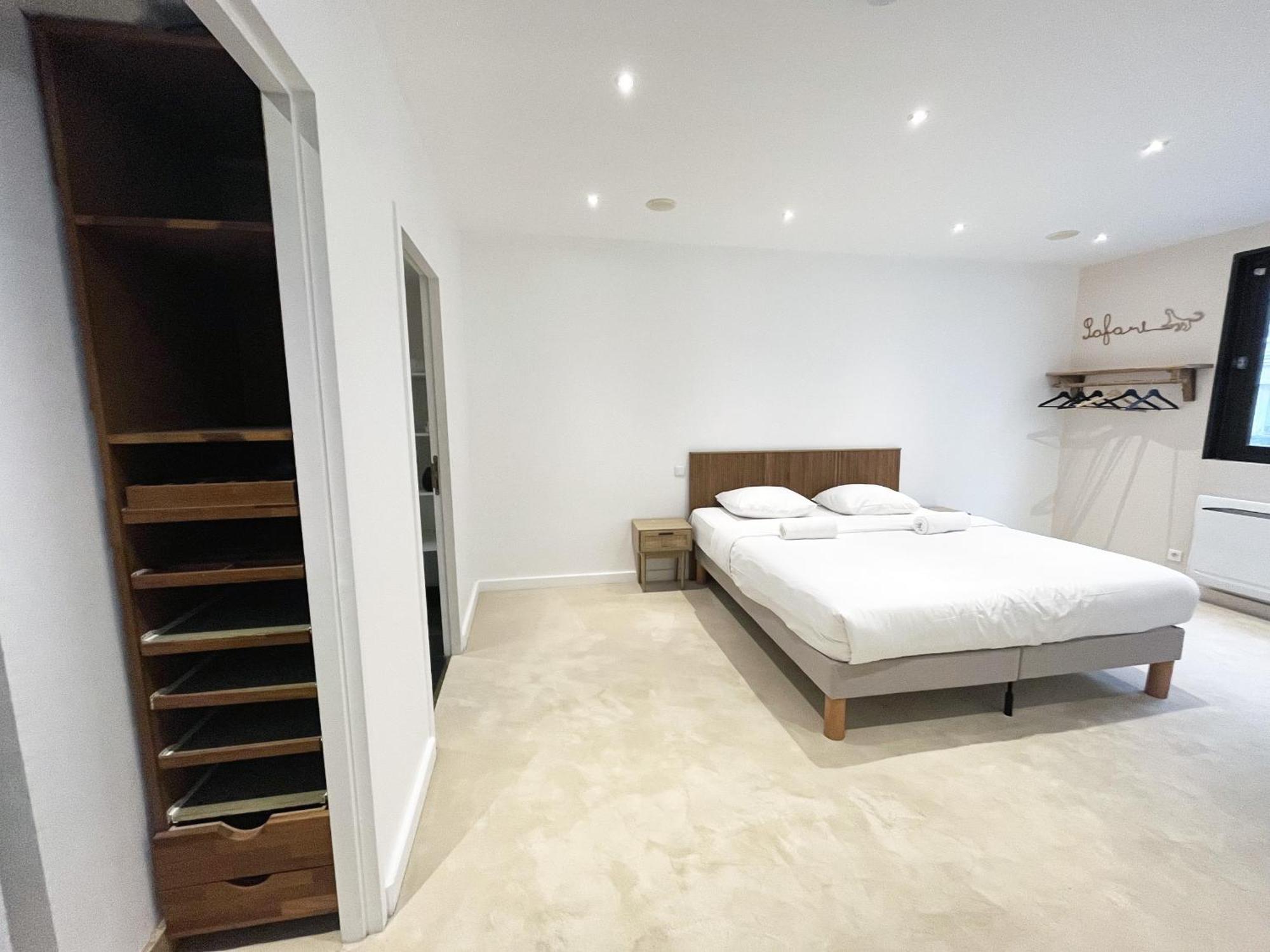Apartment 166 - Urban Luxury In Center Of Paris