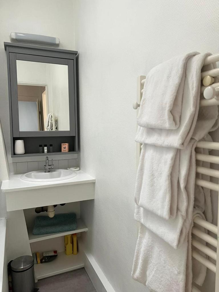 Apartment Charmant 2-pieces Calme Pres Du Marais Et Bastille Paris
