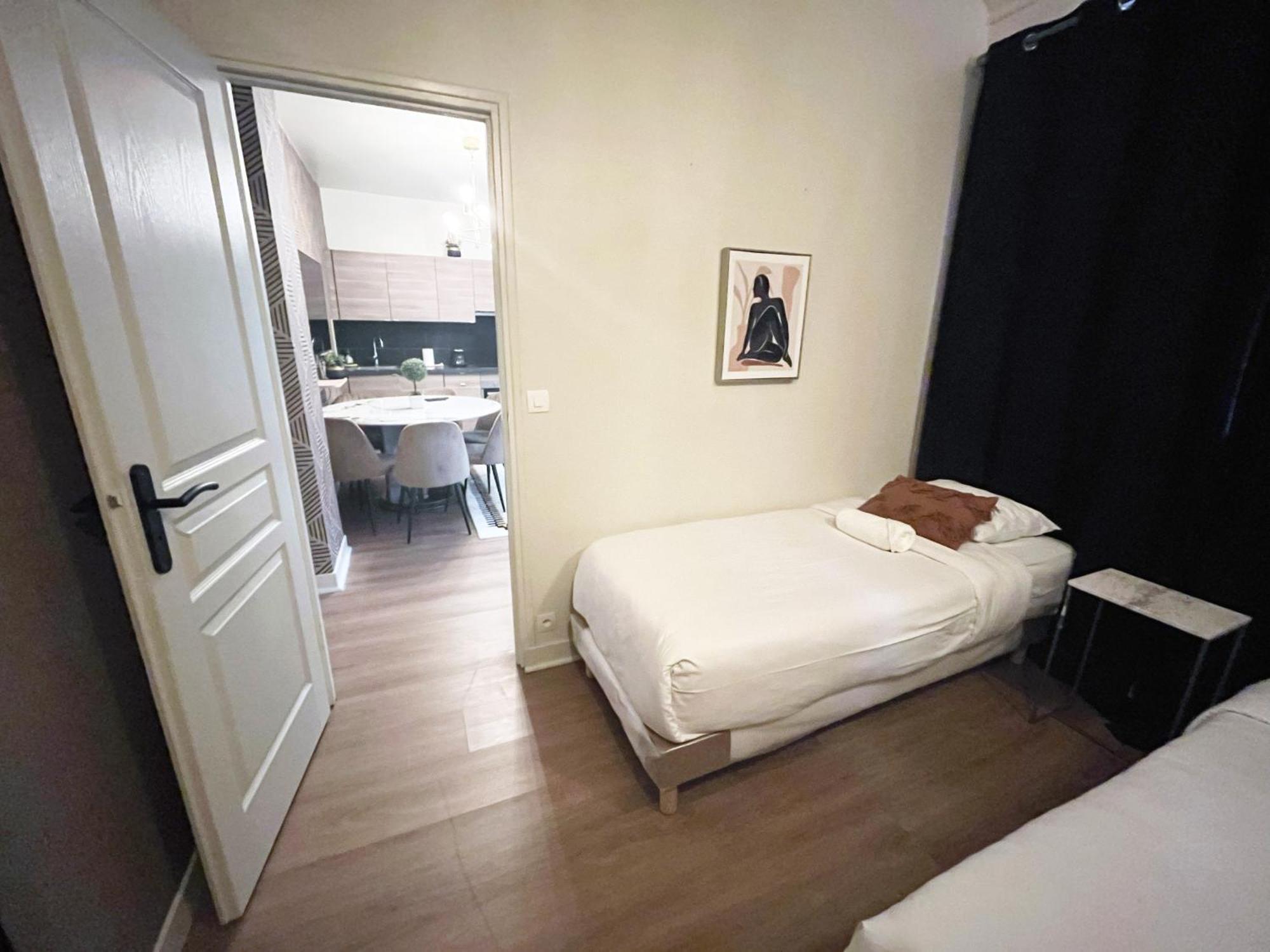 Apartment 06 - Designed Flat Grands Boulevards Paris