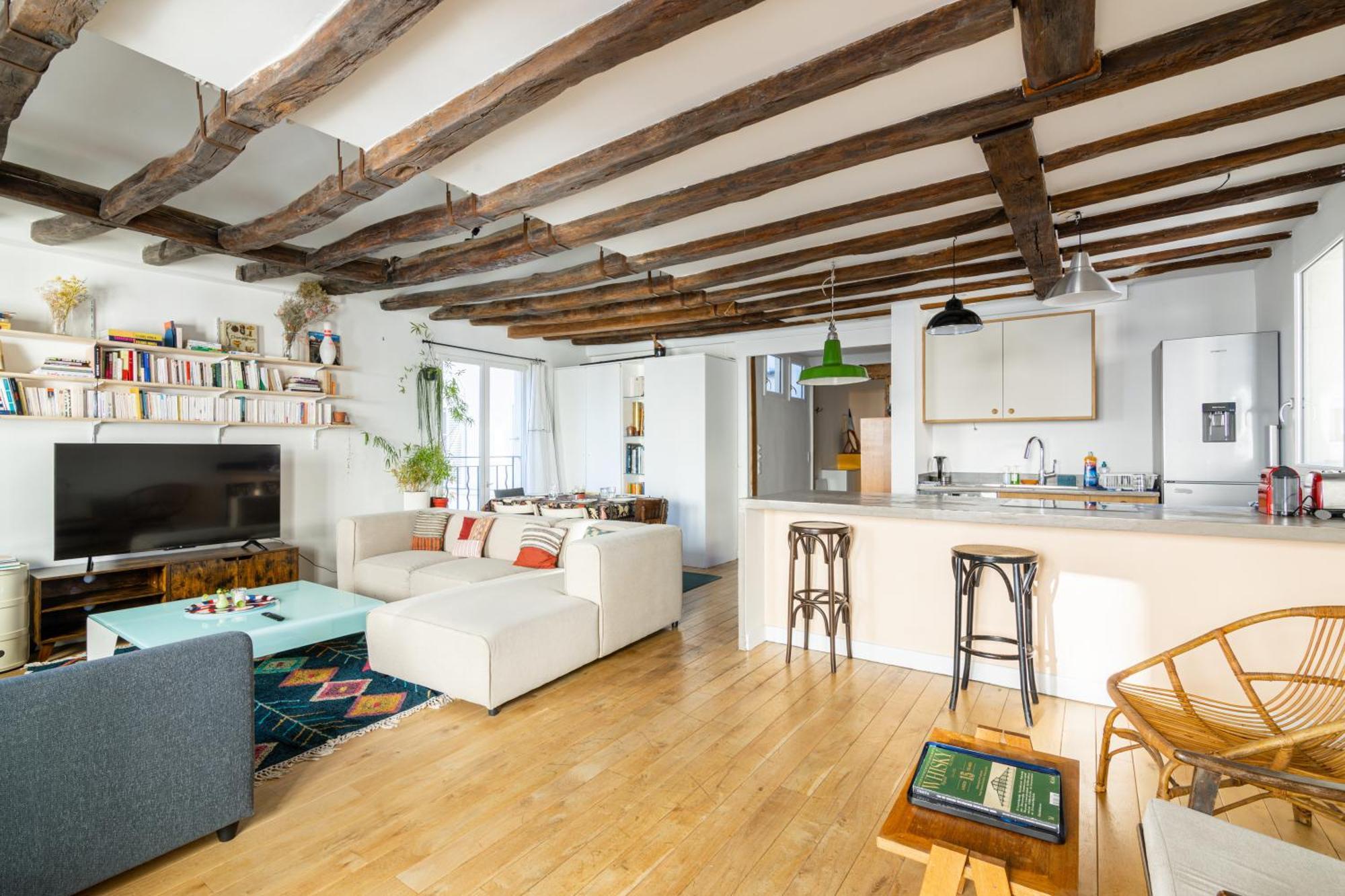 Apartment Luxurious 2 Bedroom Canal Saint Martin Saint Lazare Paris