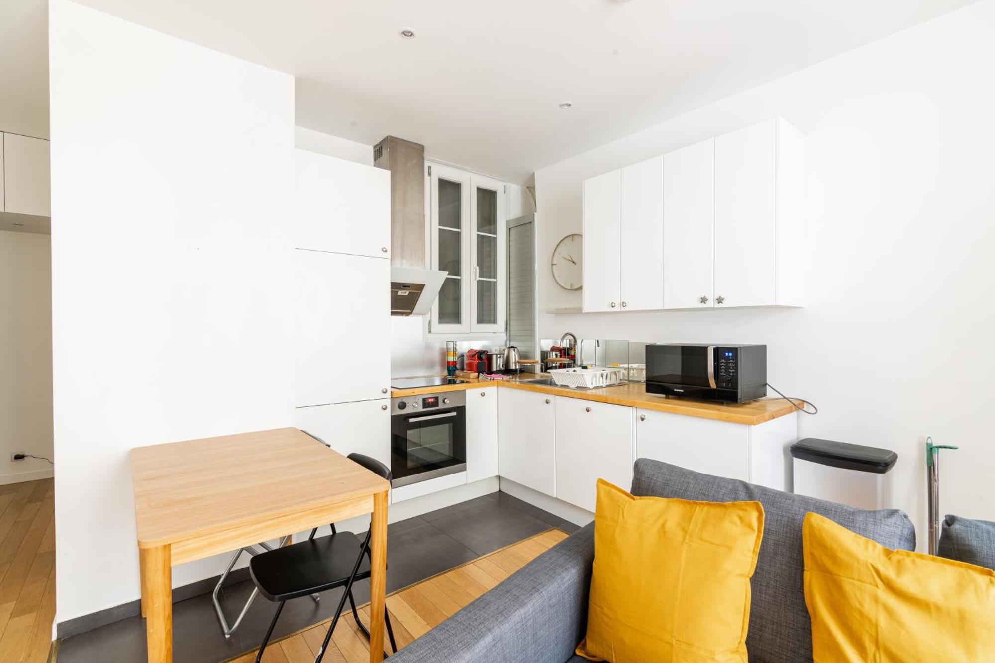 Luxurious 1 Bedroom Republique Vinaigriers Free Netflix Appartamento
