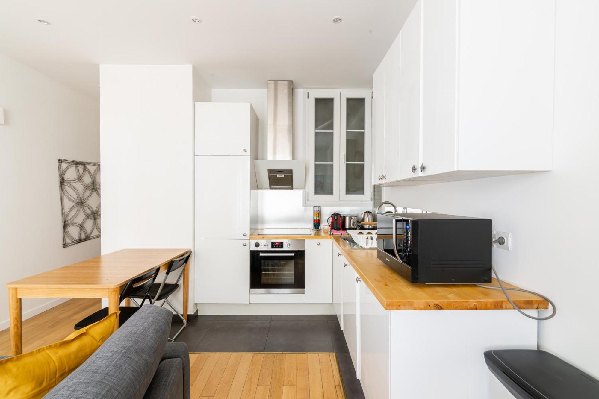 Luxurious 1 Bedroom Republique Vinaigriers Free Netflix *