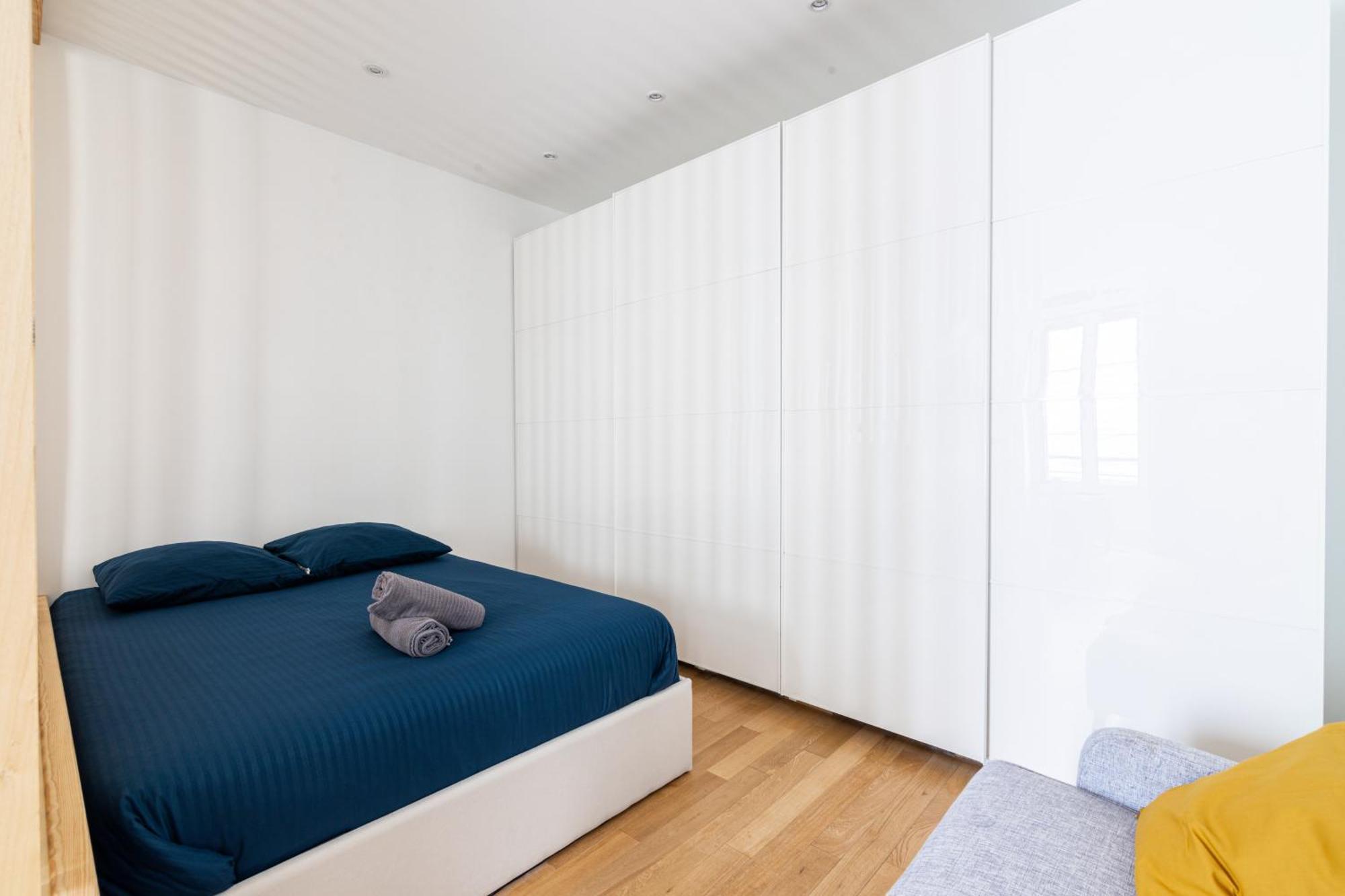 Luxurious 1 Bedroom Republique Vinaigriers Free Netflix