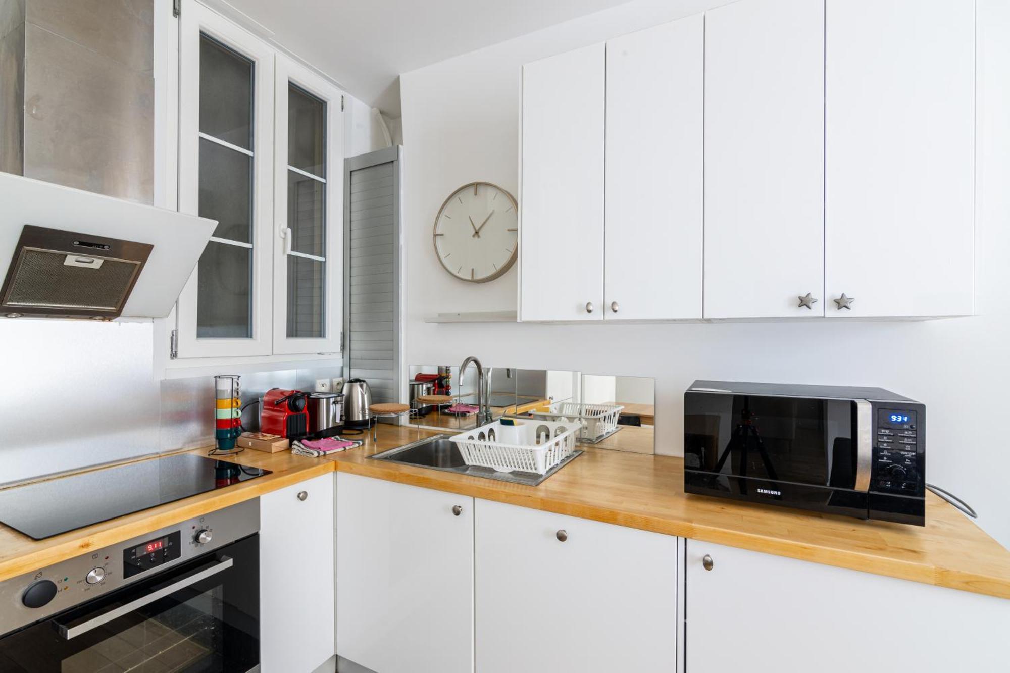Luxurious 1 Bedroom Republique Vinaigriers Free Netflix Appartamento