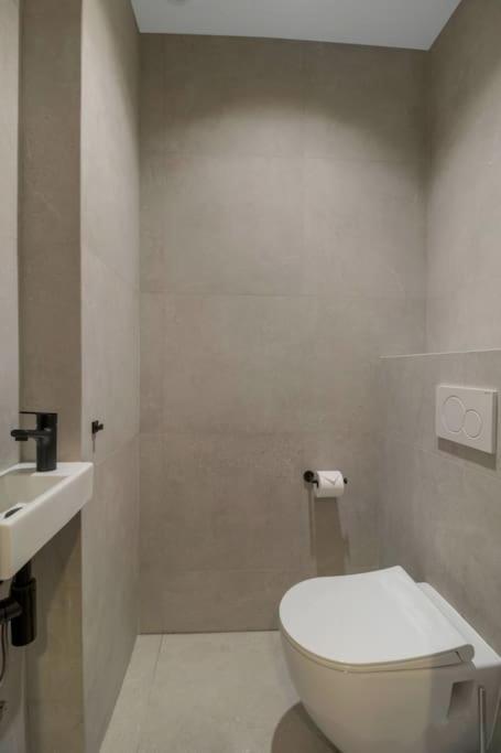 Appart 4pers#1 Bedroom#bastille#placedesvosges#ac Parigi