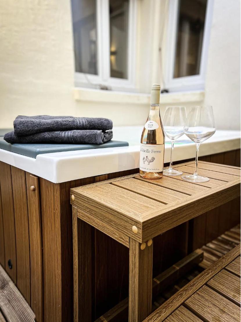 Luxueuse Avec Jardin Privatif Et Jacuzzi Appartamento Parigi
